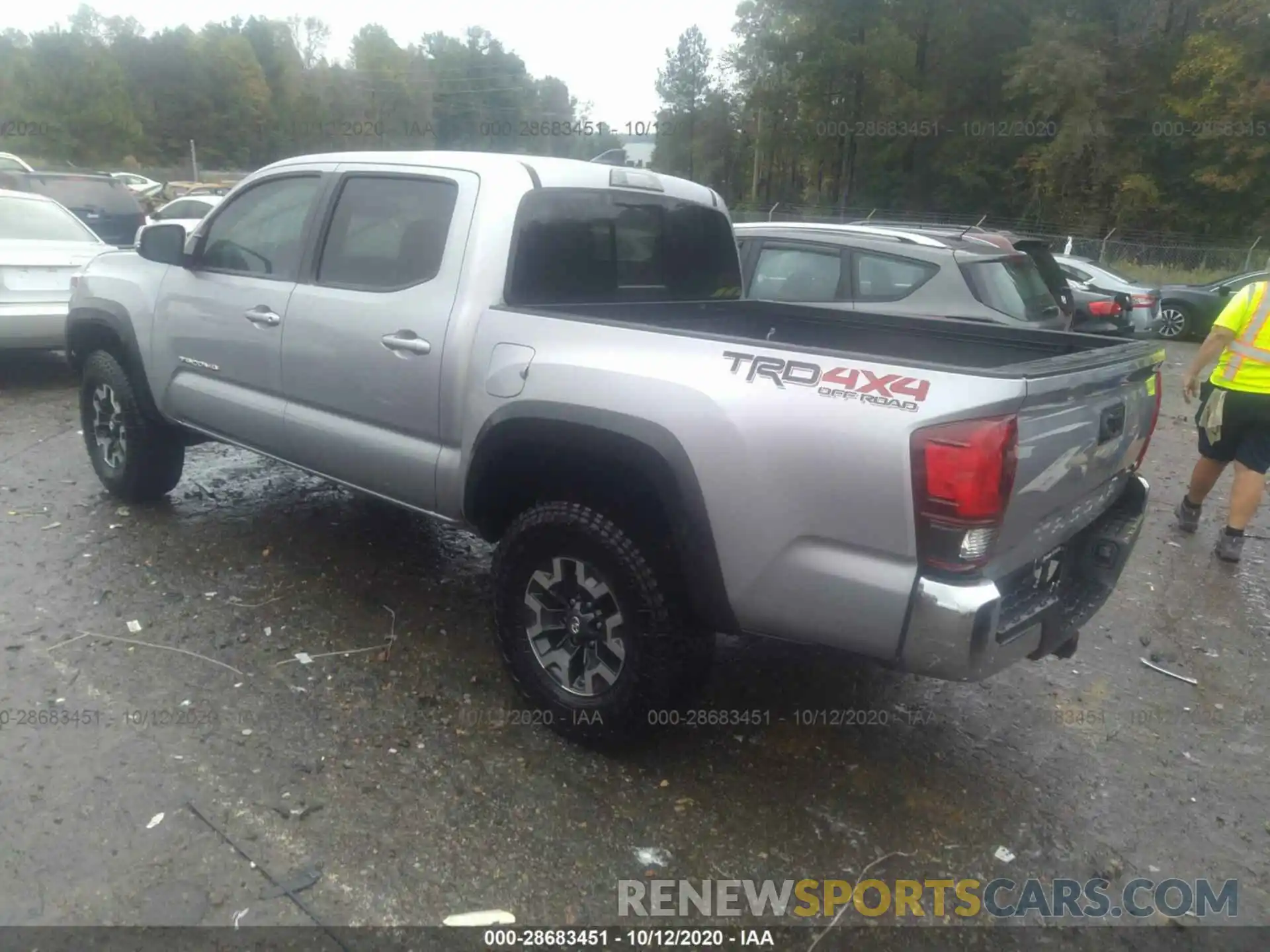 3 Photograph of a damaged car 3TMCZ5AN5KM275809 TOYOTA TACOMA 4WD 2019