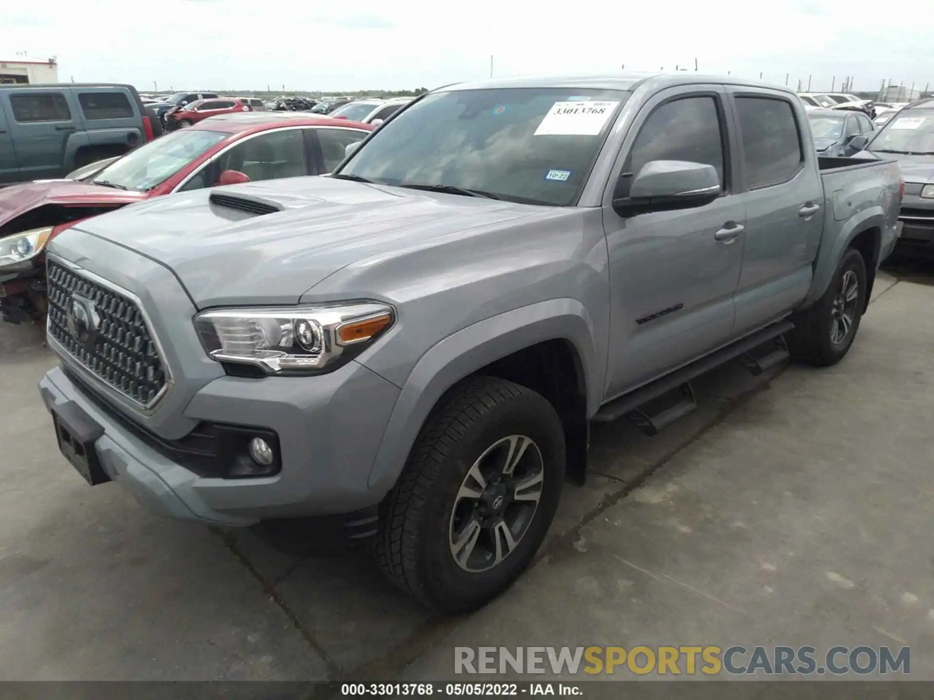 2 Photograph of a damaged car 3TMCZ5AN5KM285305 TOYOTA TACOMA 4WD 2019