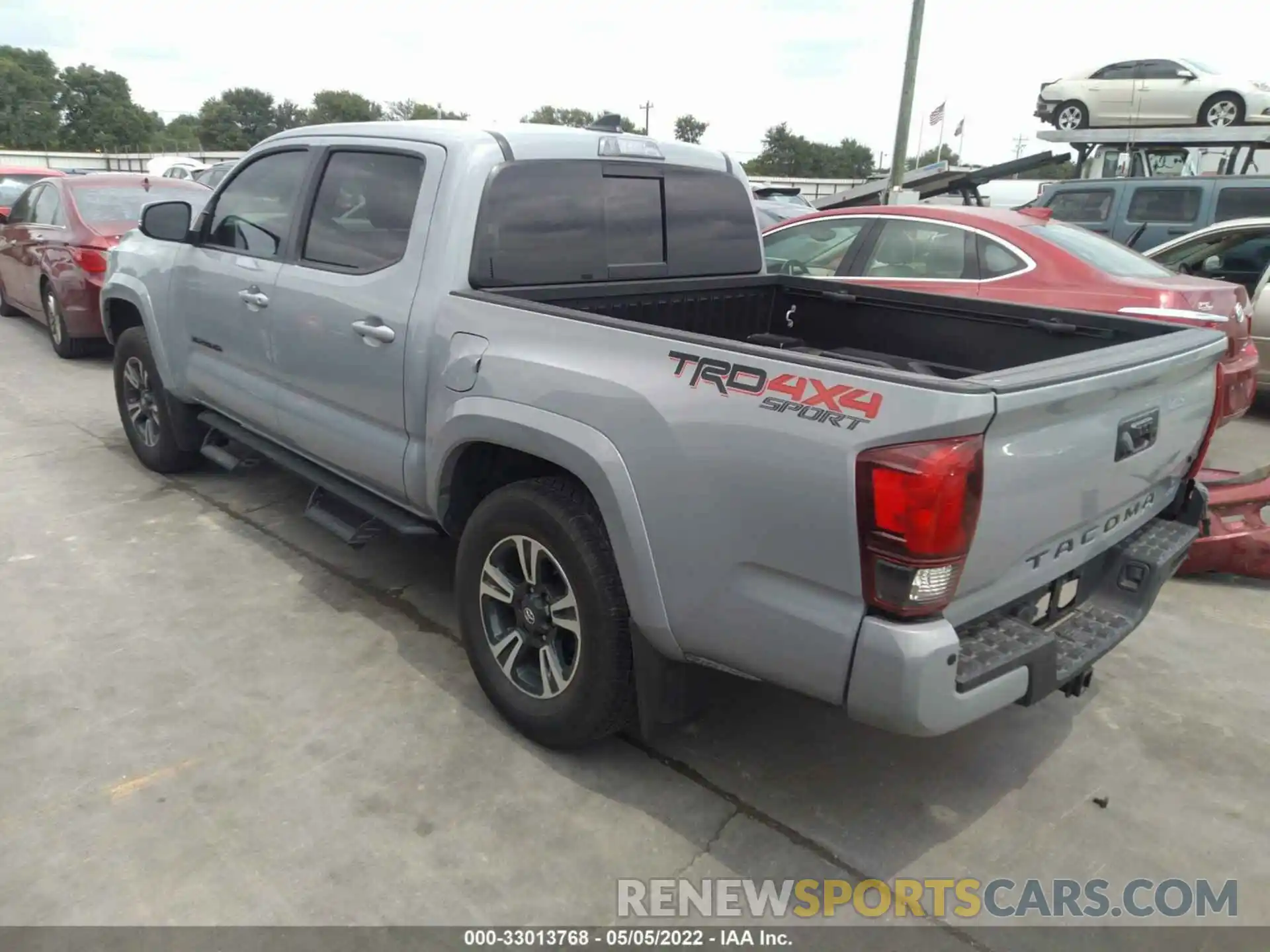 3 Photograph of a damaged car 3TMCZ5AN5KM285305 TOYOTA TACOMA 4WD 2019