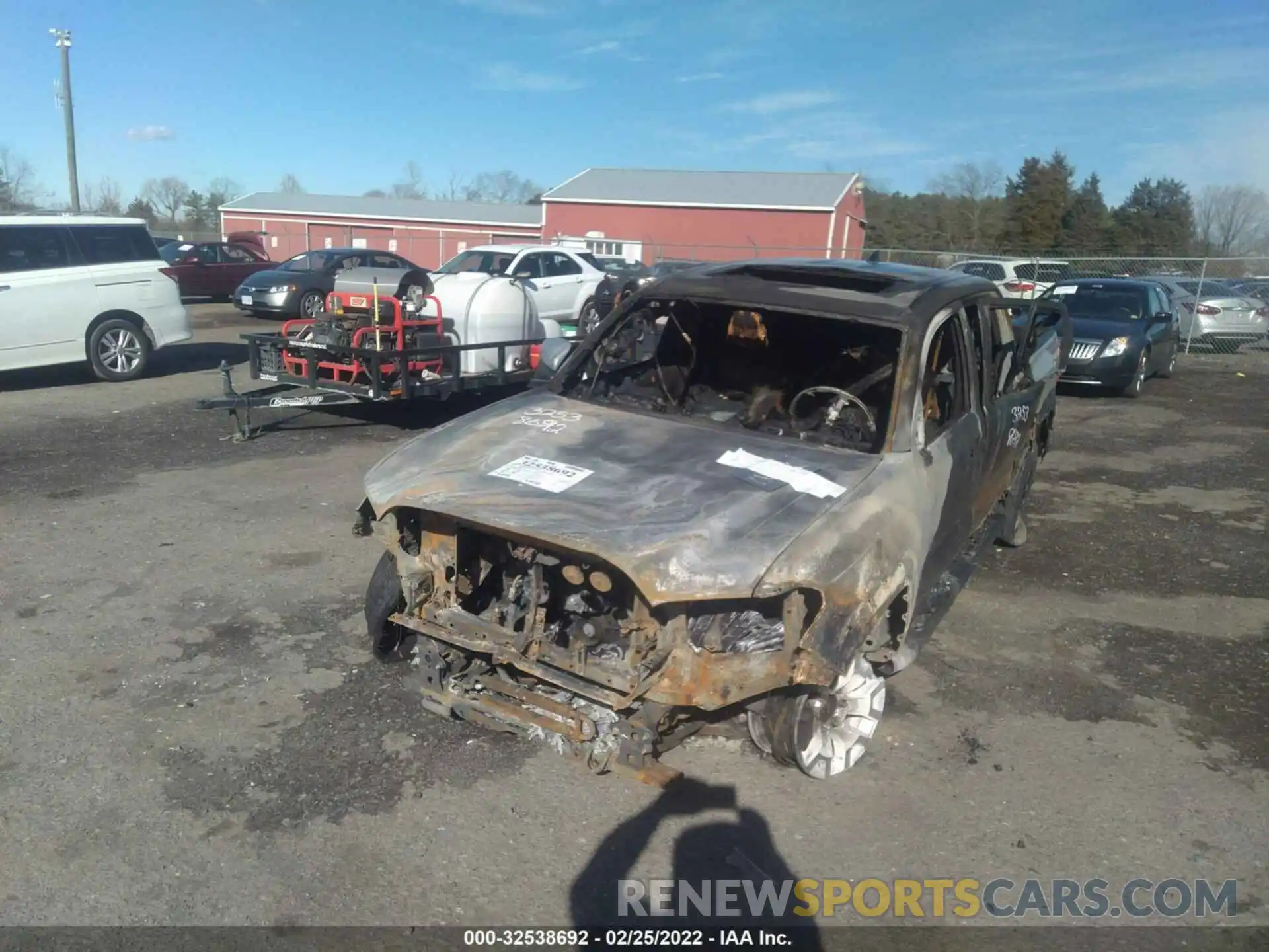 6 Photograph of a damaged car 3TMCZ5AN6KM189120 TOYOTA TACOMA 4WD 2019