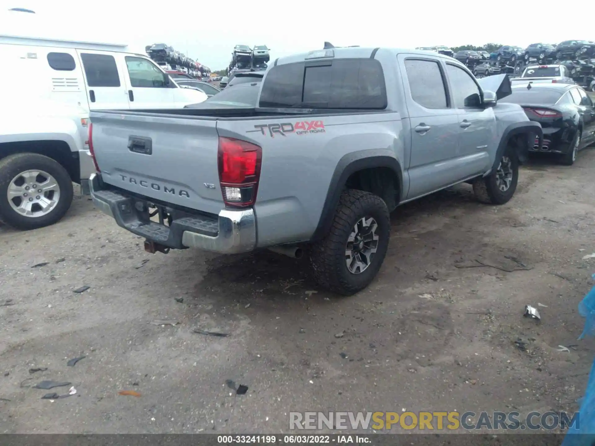 4 Photograph of a damaged car 3TMCZ5AN6KM193880 TOYOTA TACOMA 4WD 2019