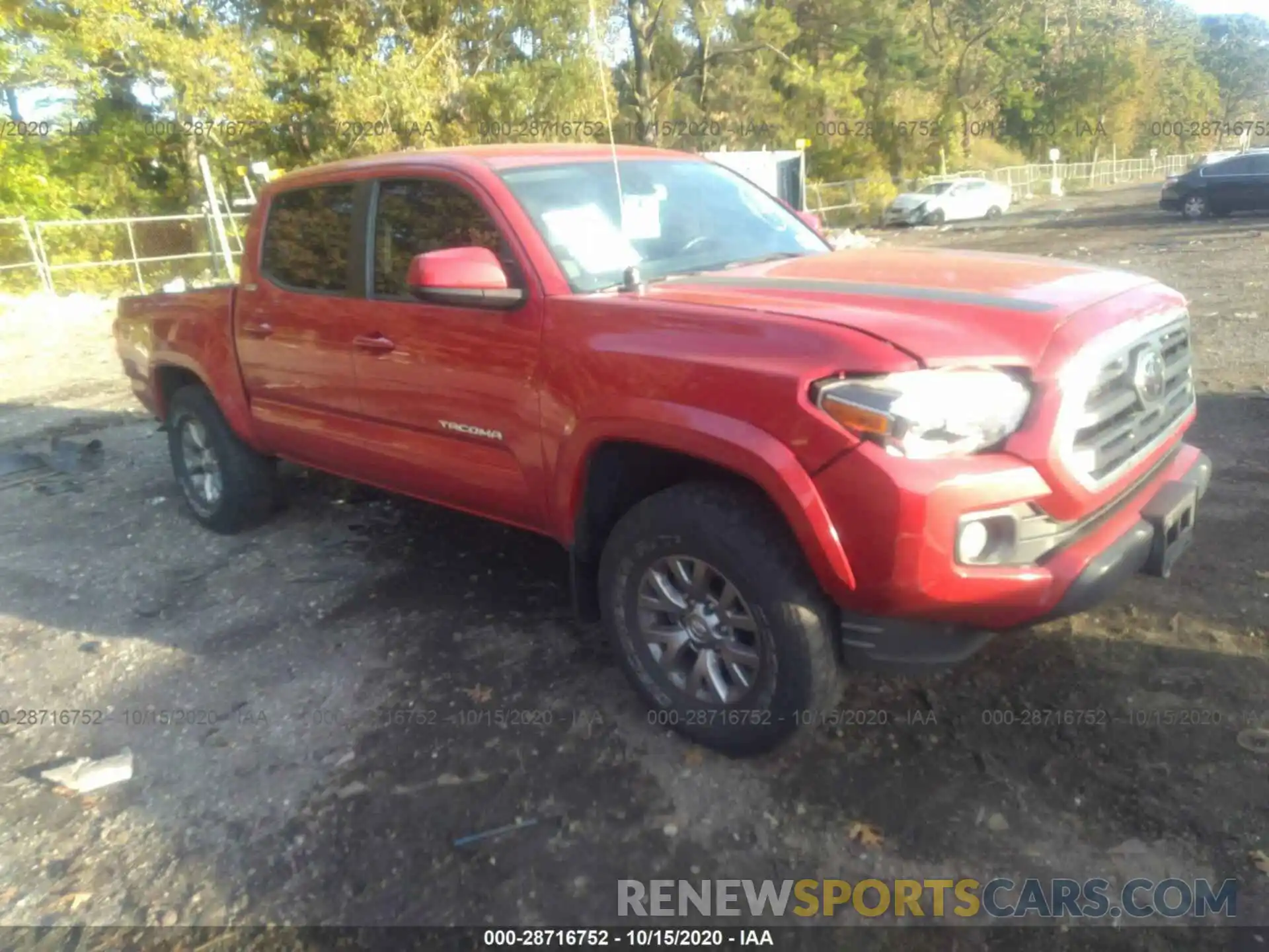 1 Photograph of a damaged car 3TMCZ5AN6KM198027 TOYOTA TACOMA 4WD 2019