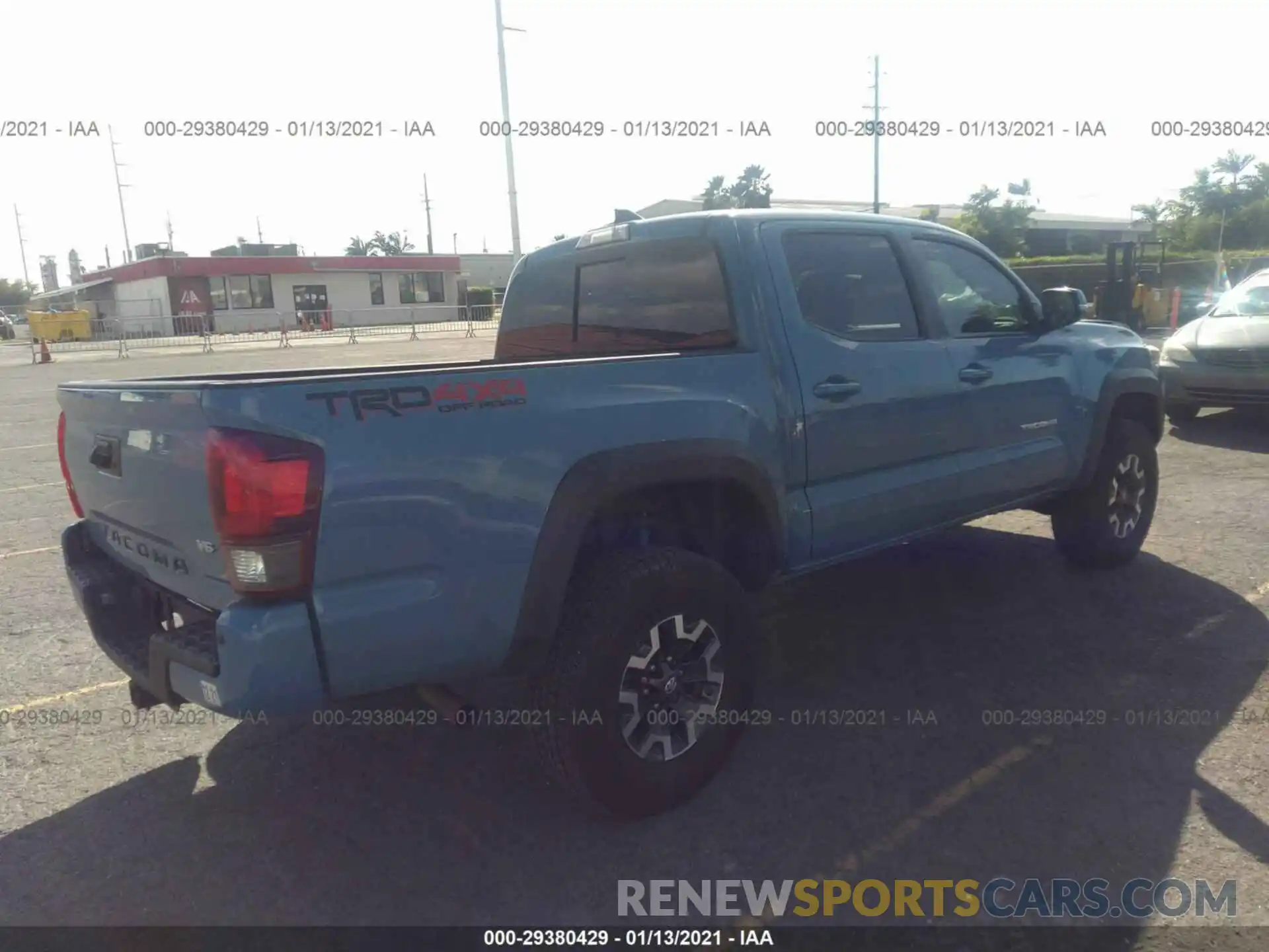 4 Photograph of a damaged car 3TMCZ5AN6KM208880 TOYOTA TACOMA 4WD 2019