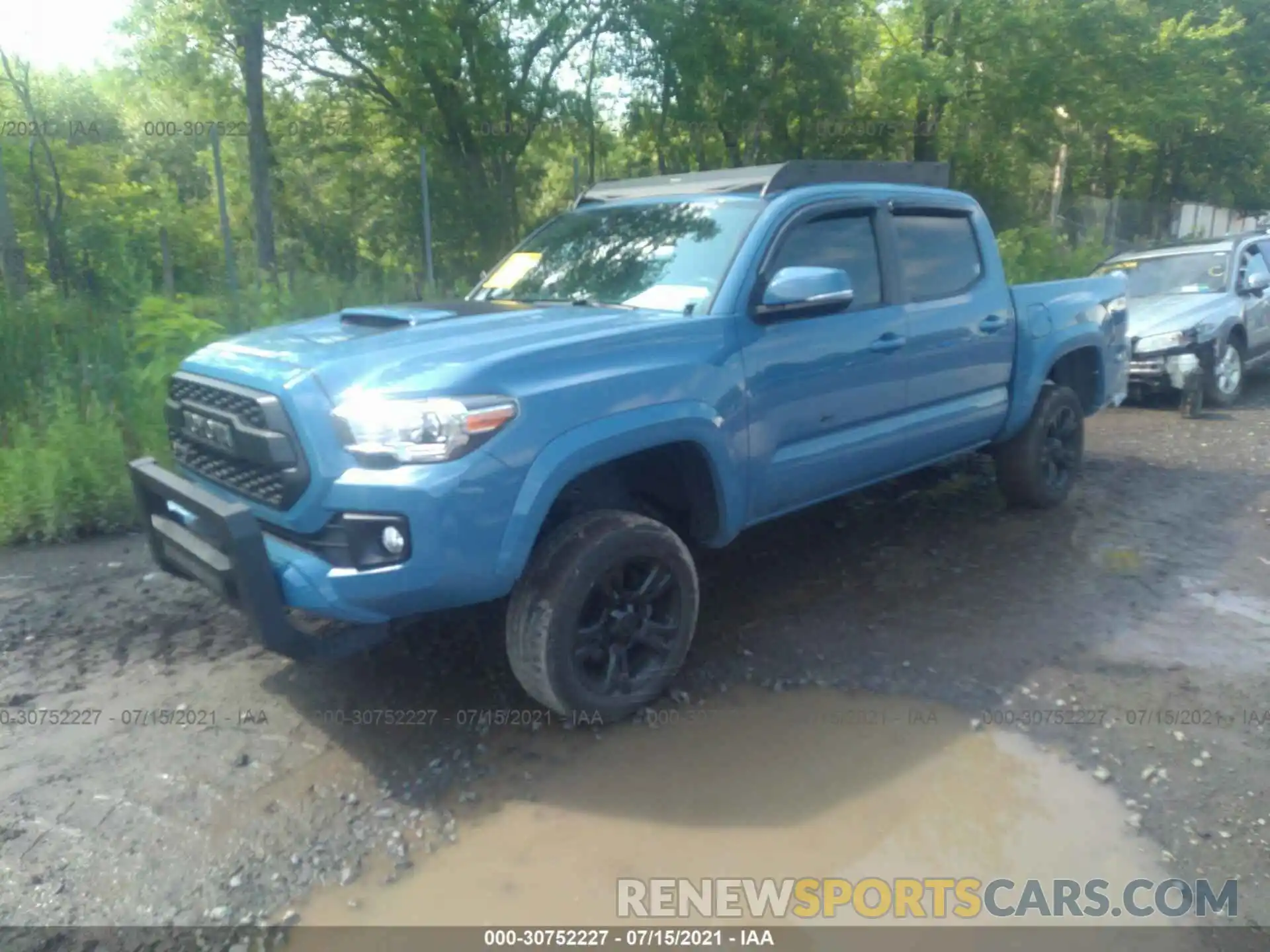 2 Photograph of a damaged car 3TMCZ5AN6KM223492 TOYOTA TACOMA 4WD 2019