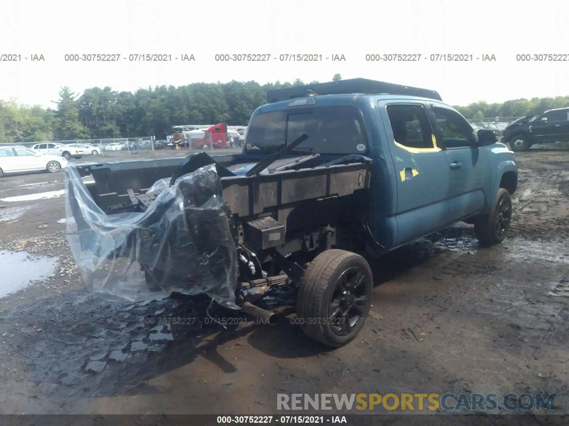 4 Photograph of a damaged car 3TMCZ5AN6KM223492 TOYOTA TACOMA 4WD 2019