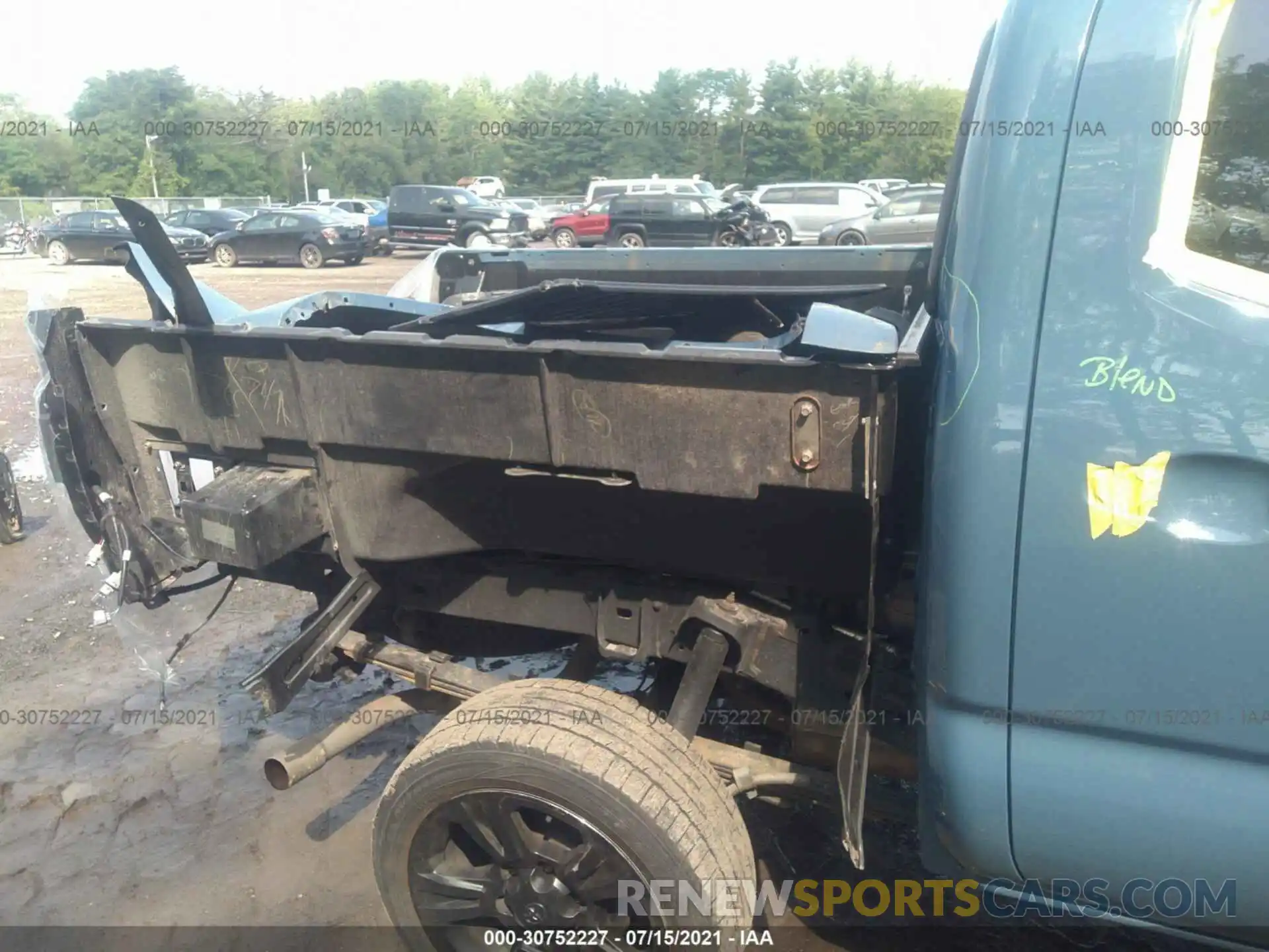 6 Photograph of a damaged car 3TMCZ5AN6KM223492 TOYOTA TACOMA 4WD 2019