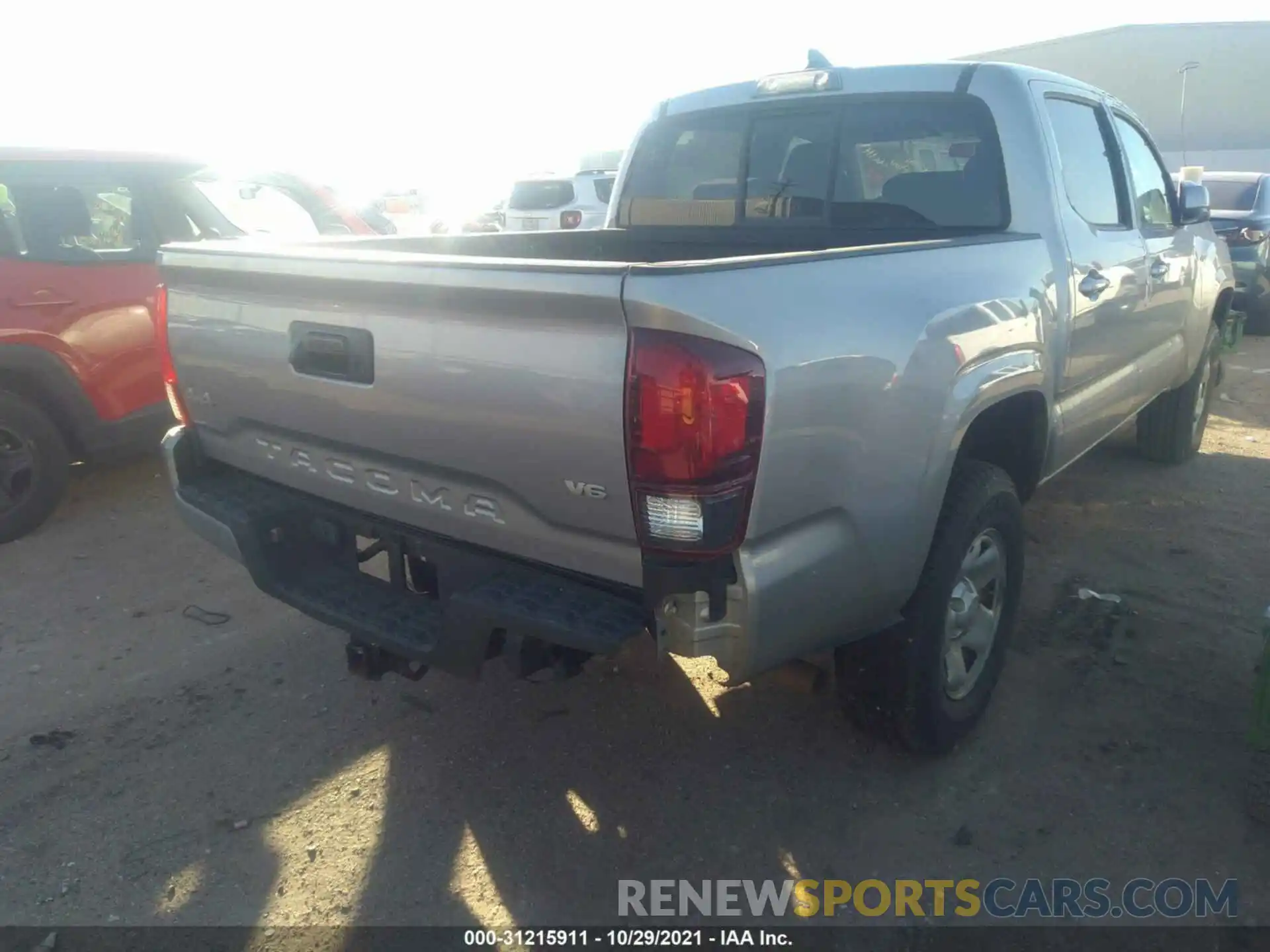 4 Photograph of a damaged car 3TMCZ5AN6KM225324 TOYOTA TACOMA 4WD 2019