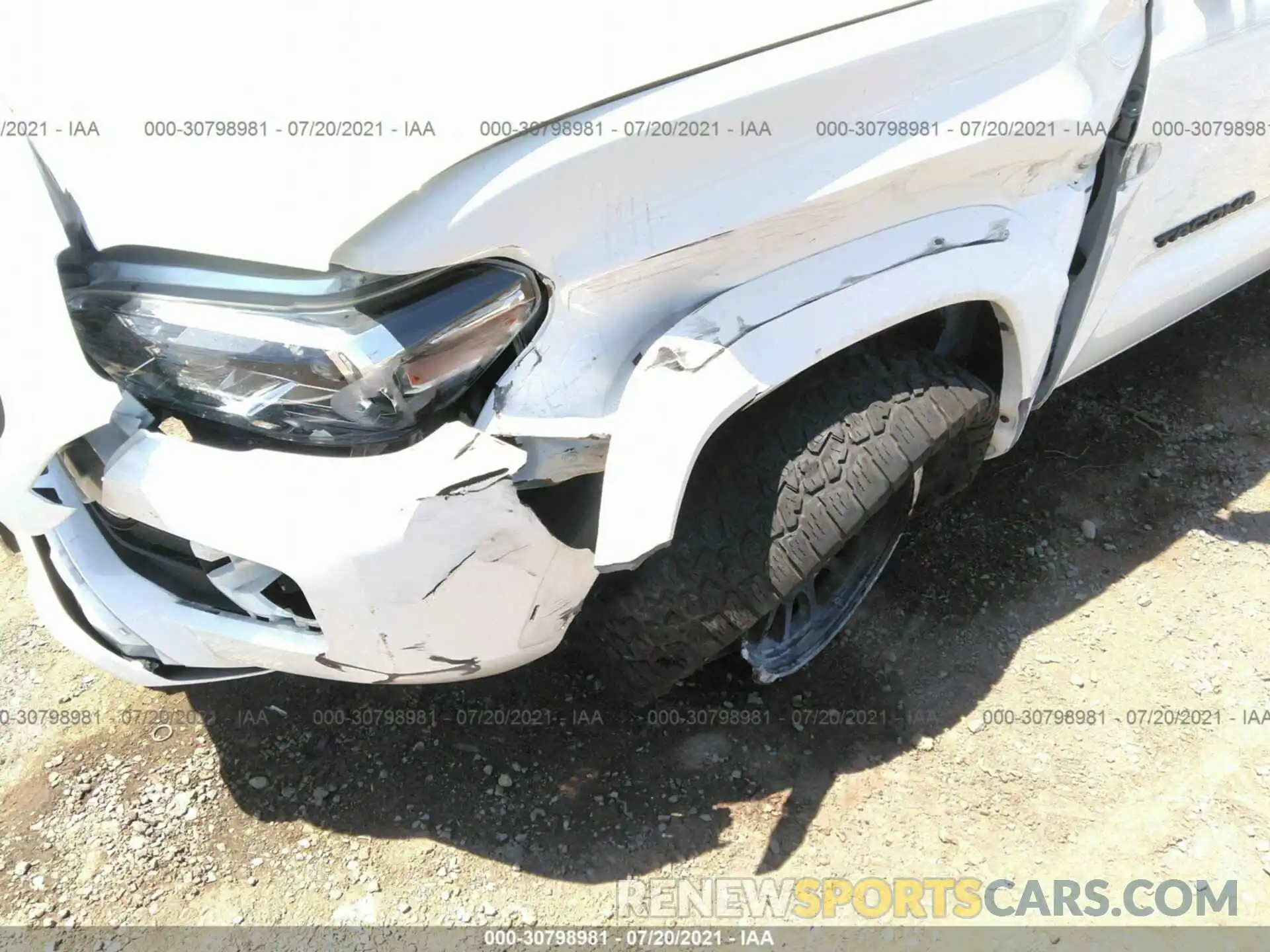 6 Photograph of a damaged car 3TMCZ5AN6KM225596 TOYOTA TACOMA 4WD 2019