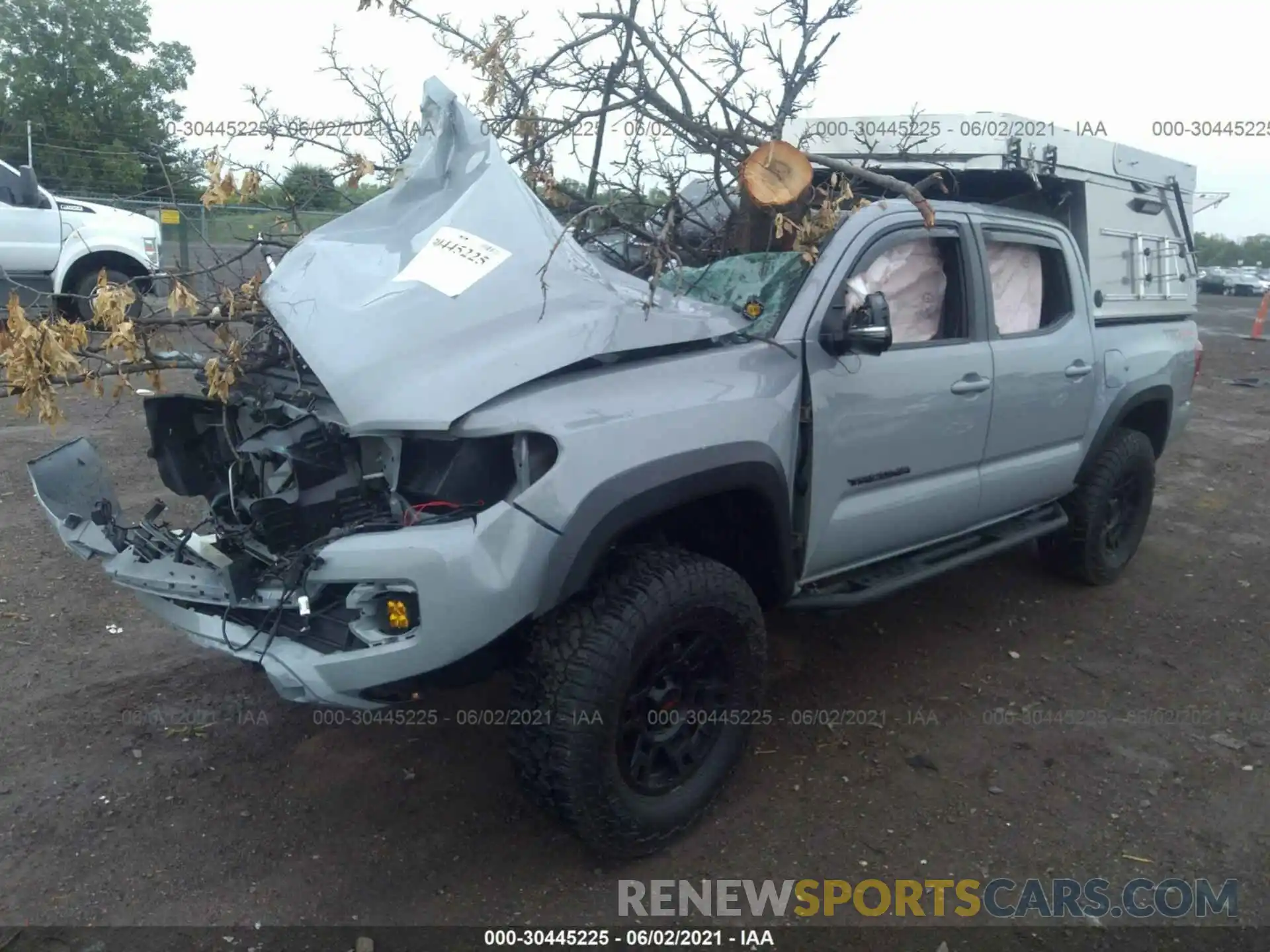 2 Photograph of a damaged car 3TMCZ5AN6KM227316 TOYOTA TACOMA 4WD 2019