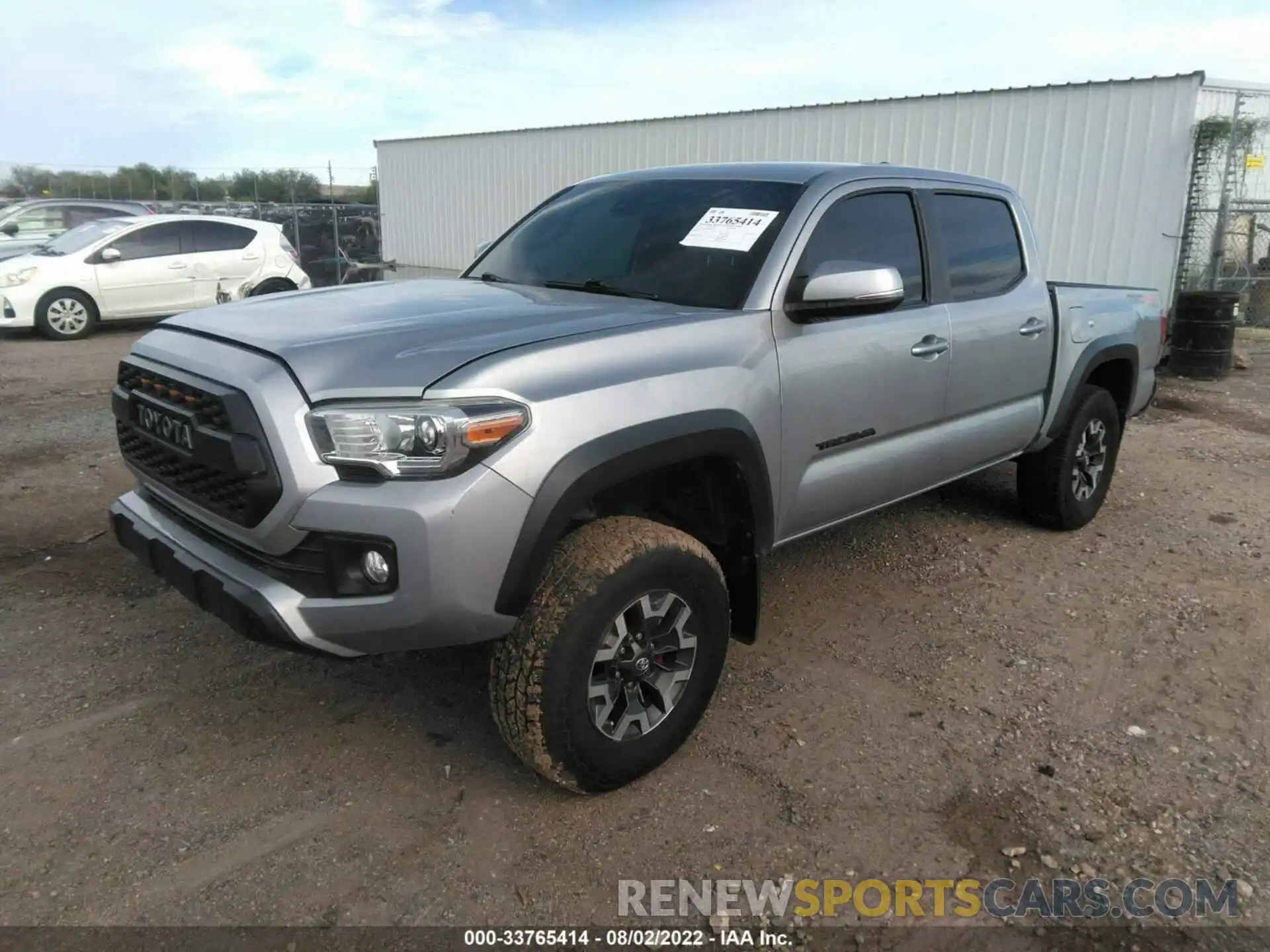 2 Фотография поврежденного автомобиля 3TMCZ5AN6KM234413 TOYOTA TACOMA 4WD 2019