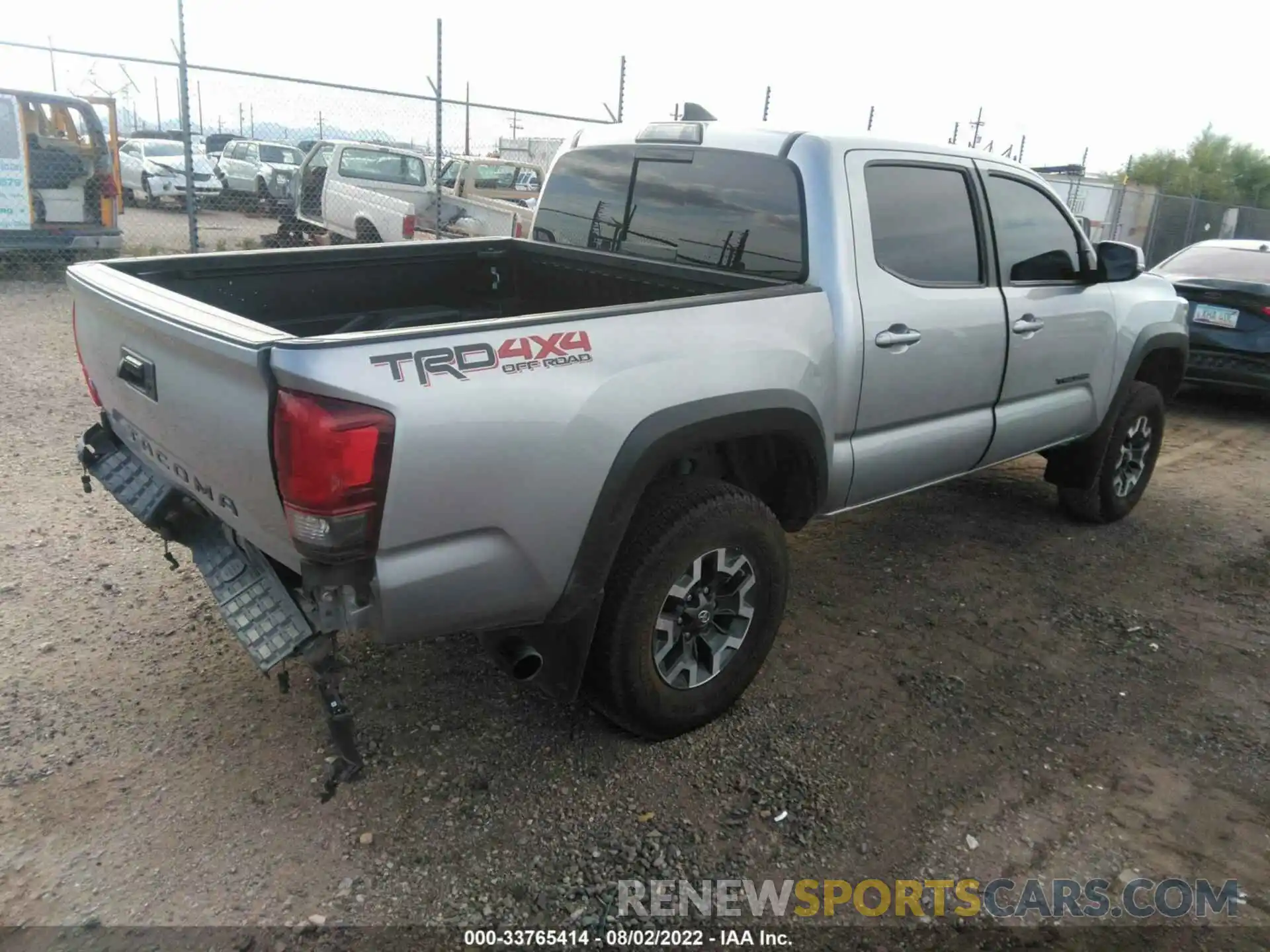 4 Фотография поврежденного автомобиля 3TMCZ5AN6KM234413 TOYOTA TACOMA 4WD 2019