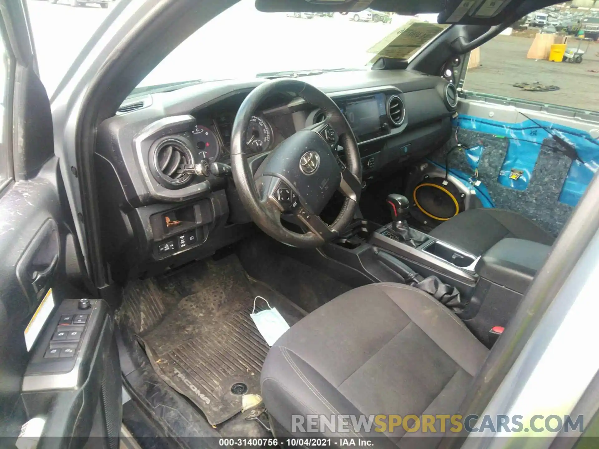 5 Photograph of a damaged car 3TMCZ5AN6KM235299 TOYOTA TACOMA 4WD 2019