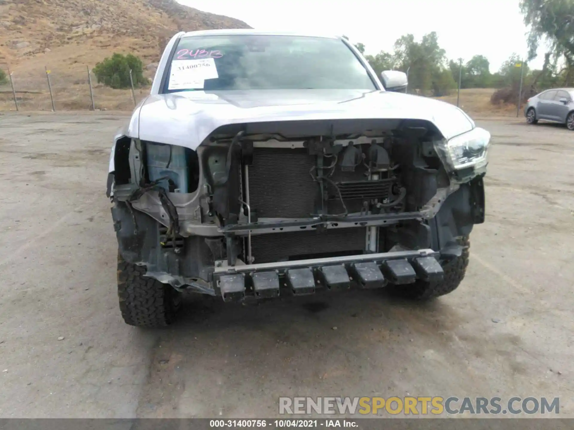 6 Photograph of a damaged car 3TMCZ5AN6KM235299 TOYOTA TACOMA 4WD 2019