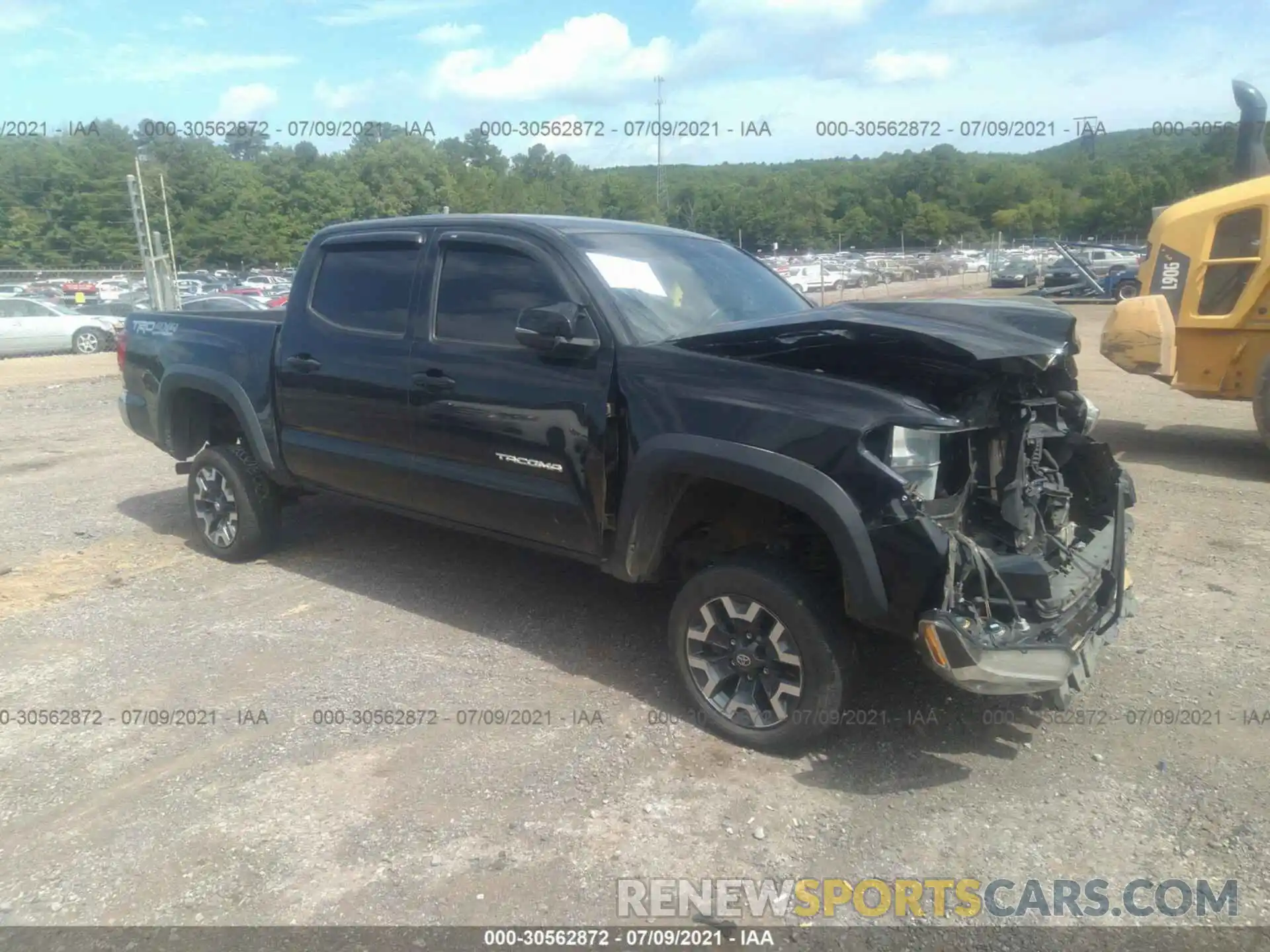 1 Photograph of a damaged car 3TMCZ5AN6KM252362 TOYOTA TACOMA 4WD 2019