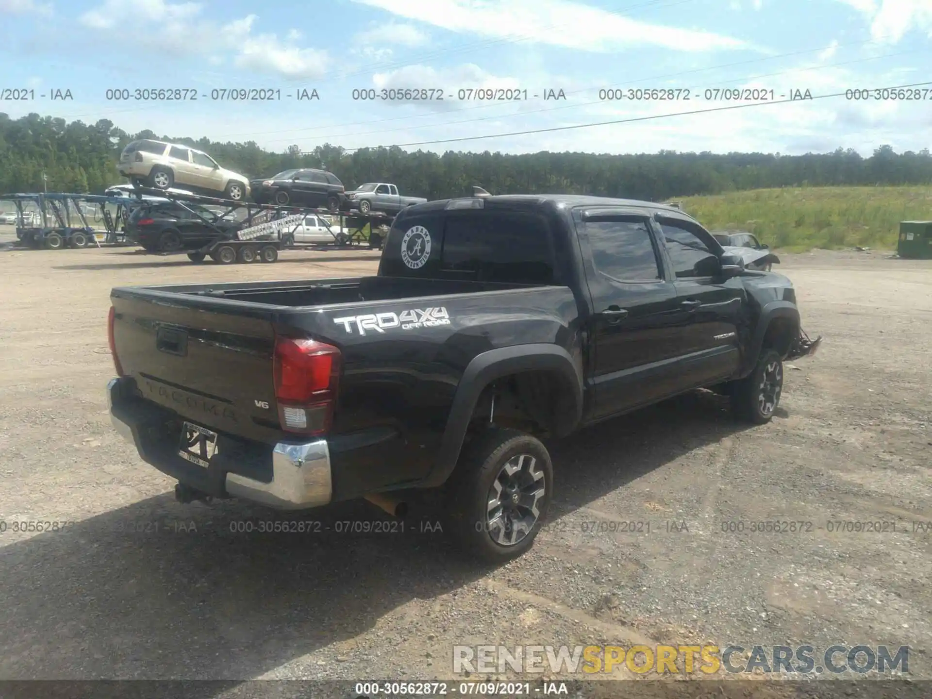 4 Photograph of a damaged car 3TMCZ5AN6KM252362 TOYOTA TACOMA 4WD 2019