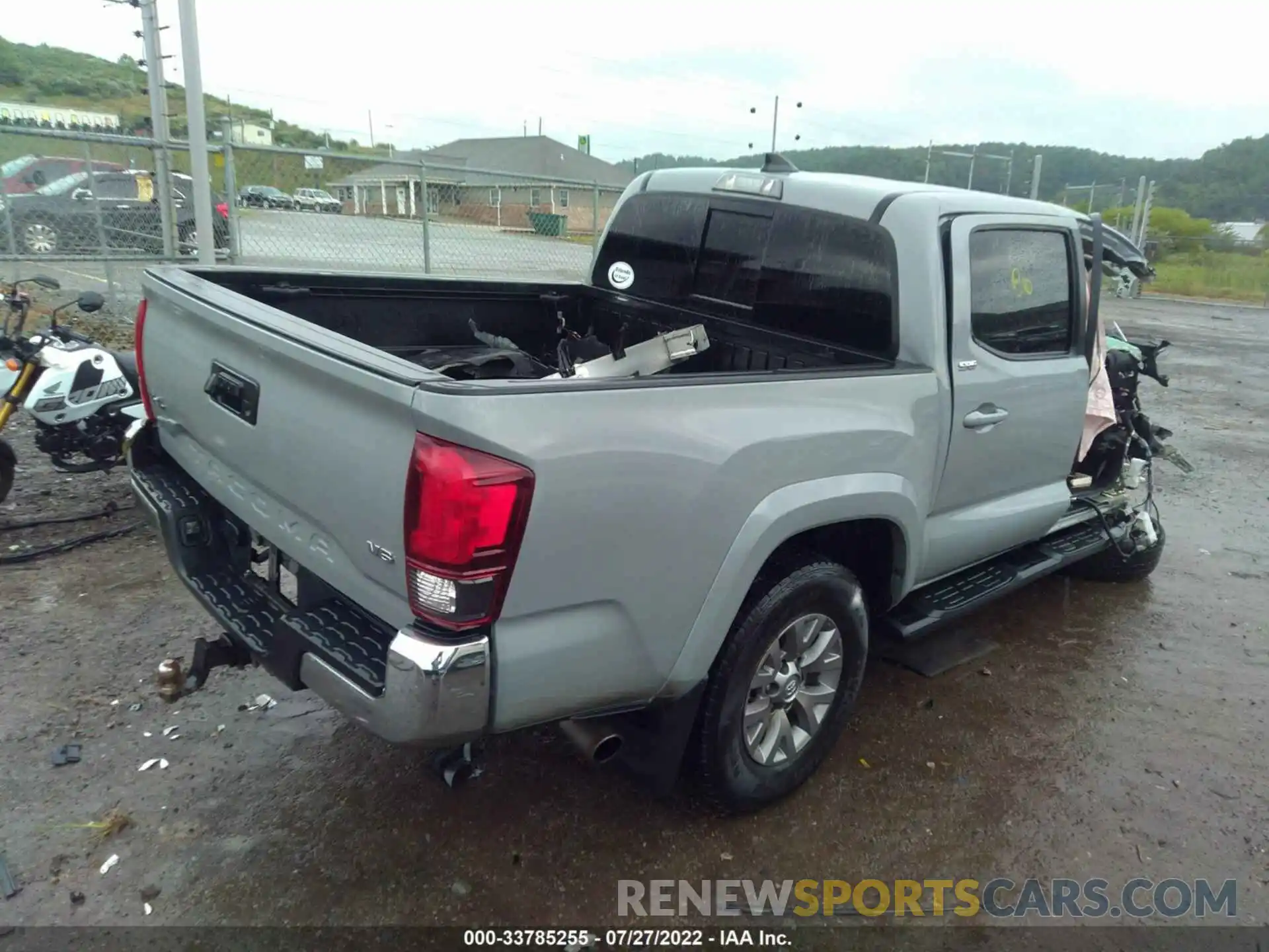 4 Фотография поврежденного автомобиля 3TMCZ5AN6KM255147 TOYOTA TACOMA 4WD 2019