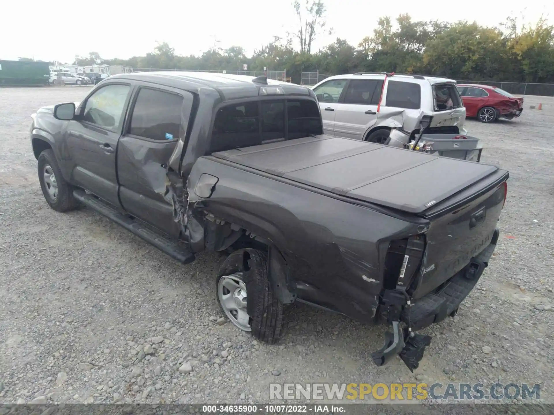 3 Photograph of a damaged car 3TMCZ5AN6KM266780 TOYOTA TACOMA 4WD 2019