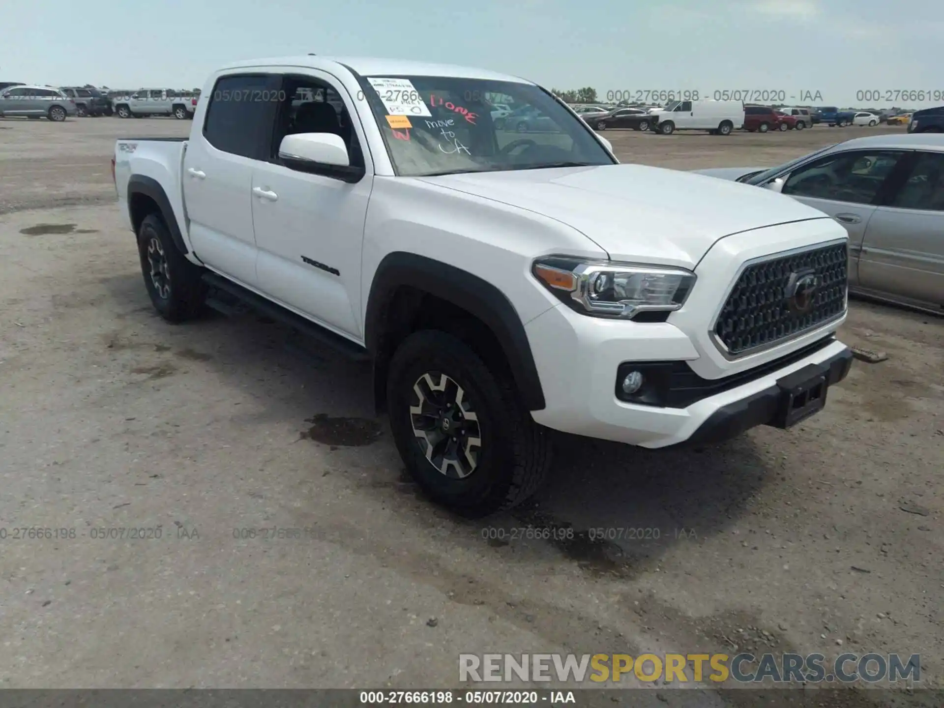 1 Photograph of a damaged car 3TMCZ5AN6KM287760 TOYOTA TACOMA 4WD 2019