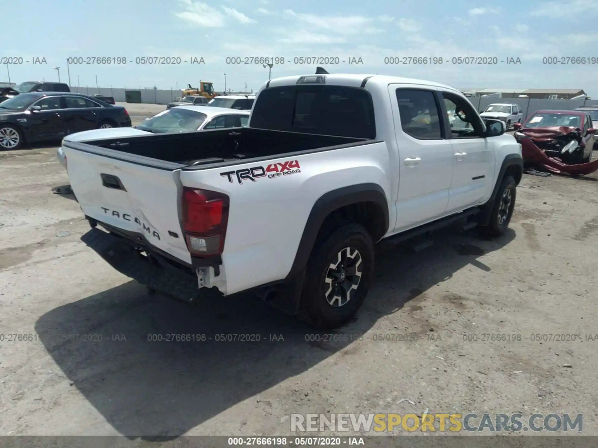 4 Photograph of a damaged car 3TMCZ5AN6KM287760 TOYOTA TACOMA 4WD 2019