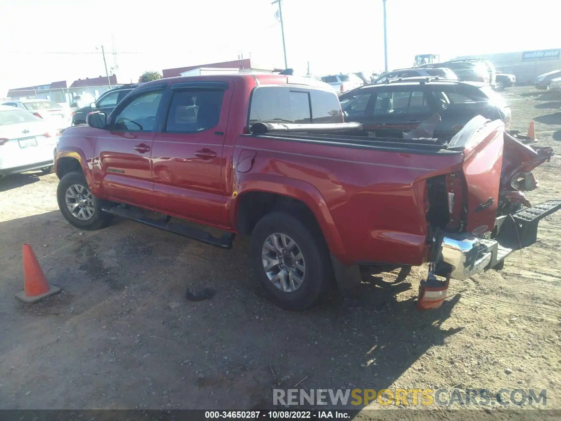 3 Photograph of a damaged car 3TMCZ5AN7KM202005 TOYOTA TACOMA 4WD 2019