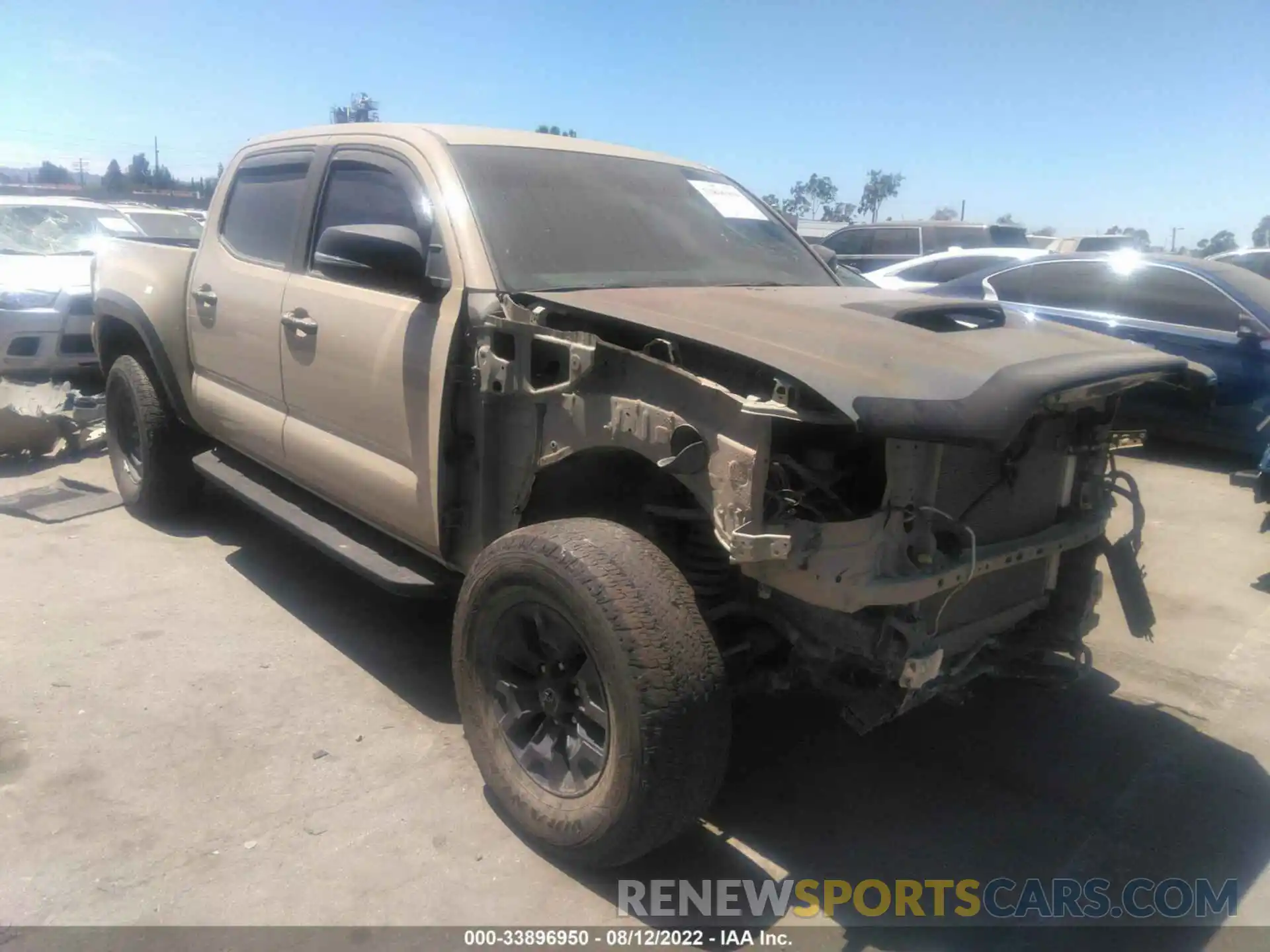 1 Photograph of a damaged car 3TMCZ5AN7KM207110 TOYOTA TACOMA 4WD 2019