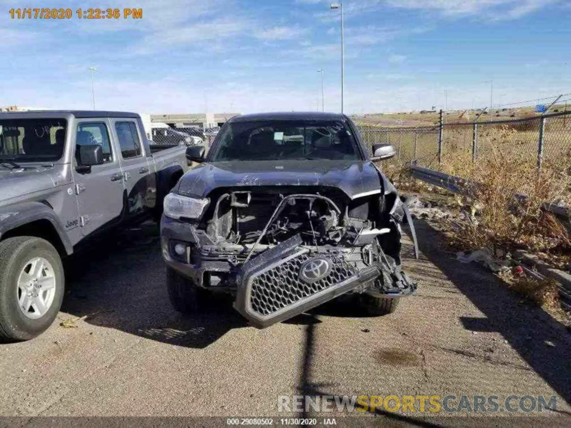 19 Photograph of a damaged car 3TMCZ5AN7KM211531 TOYOTA TACOMA 4WD 2019