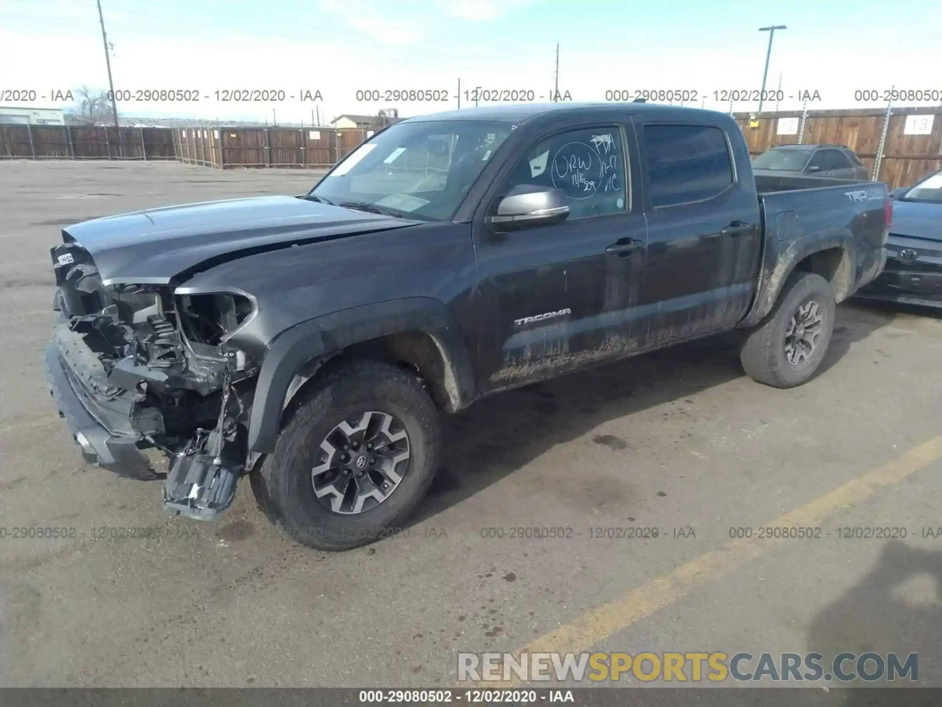 2 Photograph of a damaged car 3TMCZ5AN7KM211531 TOYOTA TACOMA 4WD 2019