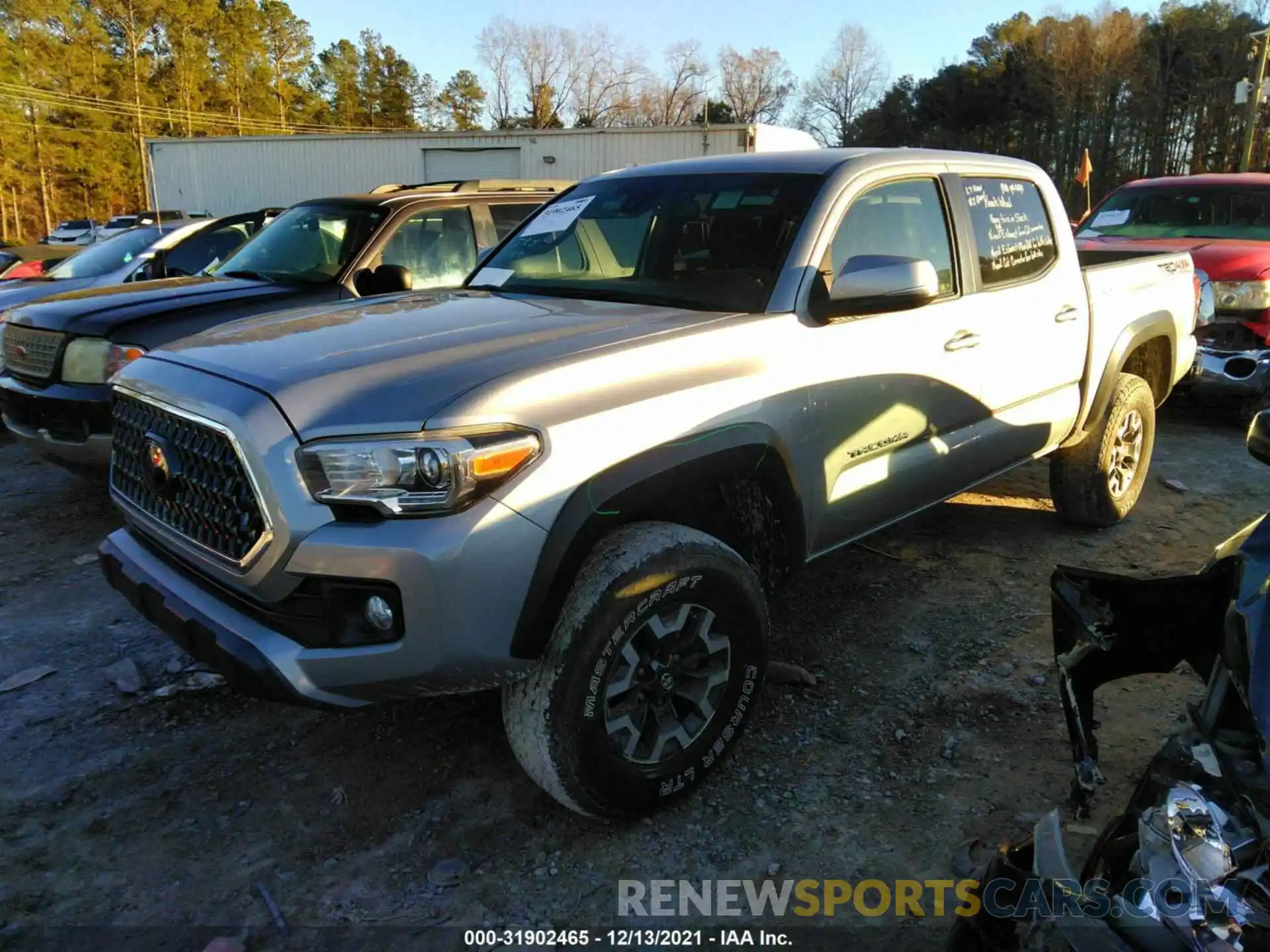 2 Photograph of a damaged car 3TMCZ5AN7KM220939 TOYOTA TACOMA 4WD 2019