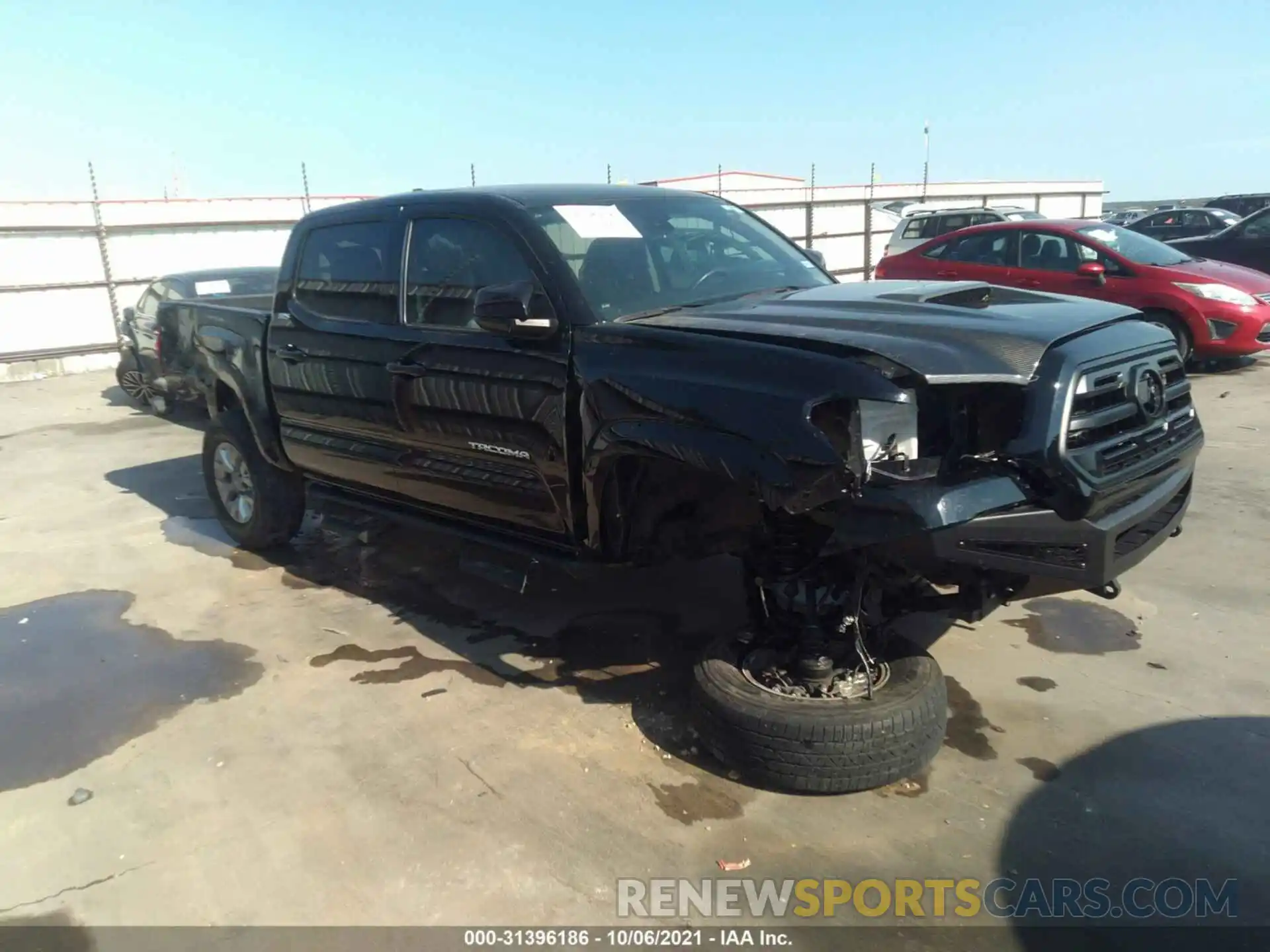 1 Photograph of a damaged car 3TMCZ5AN7KM263161 TOYOTA TACOMA 4WD 2019