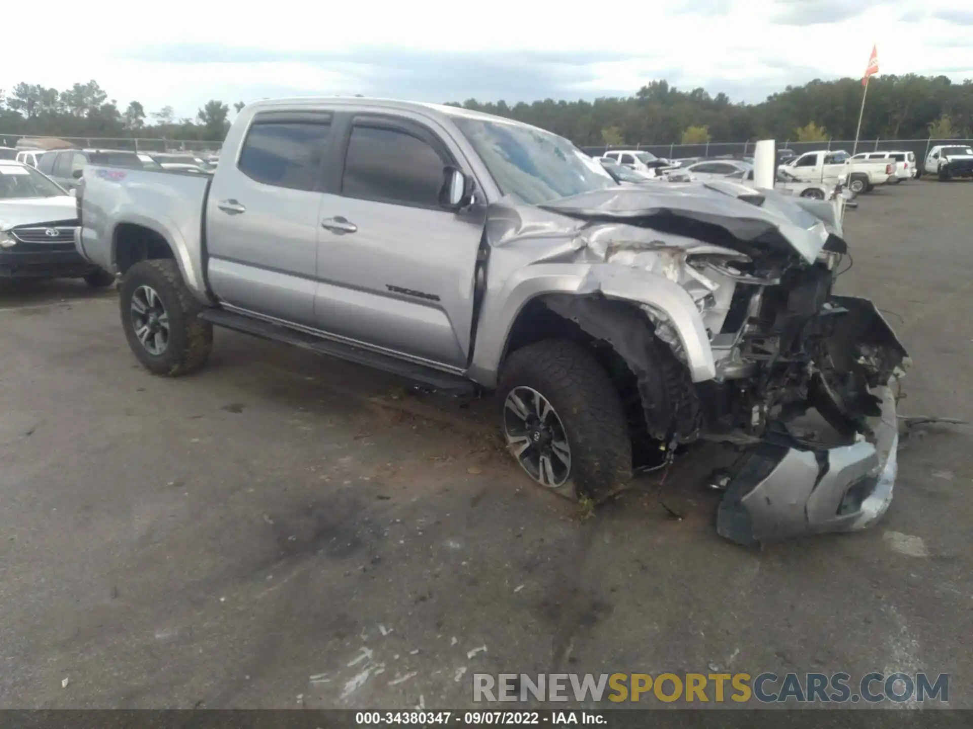 1 Photograph of a damaged car 3TMCZ5AN7KM278470 TOYOTA TACOMA 4WD 2019