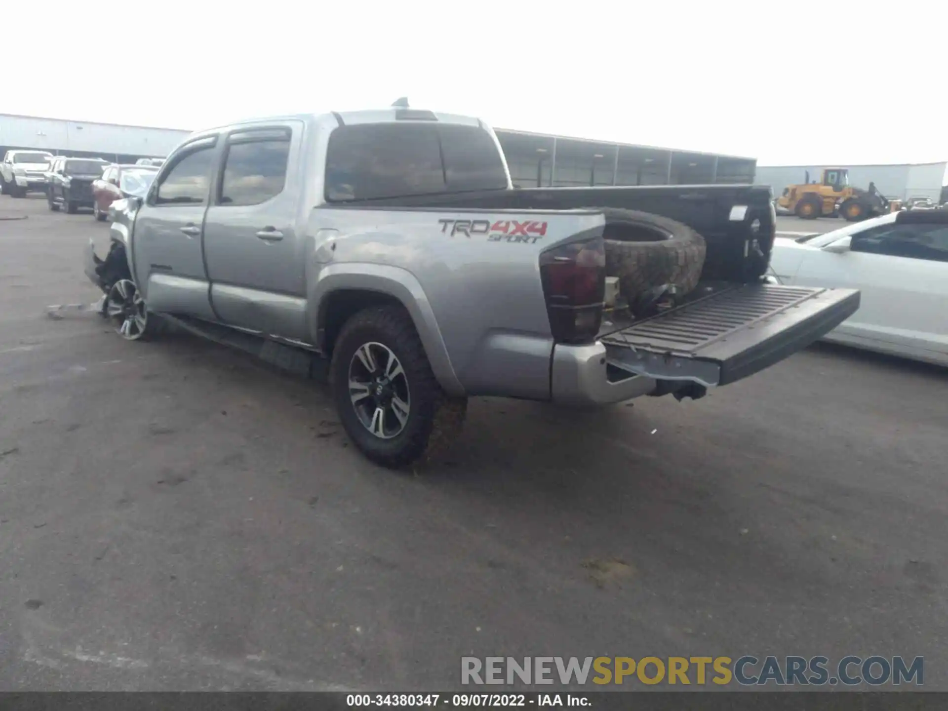 3 Photograph of a damaged car 3TMCZ5AN7KM278470 TOYOTA TACOMA 4WD 2019