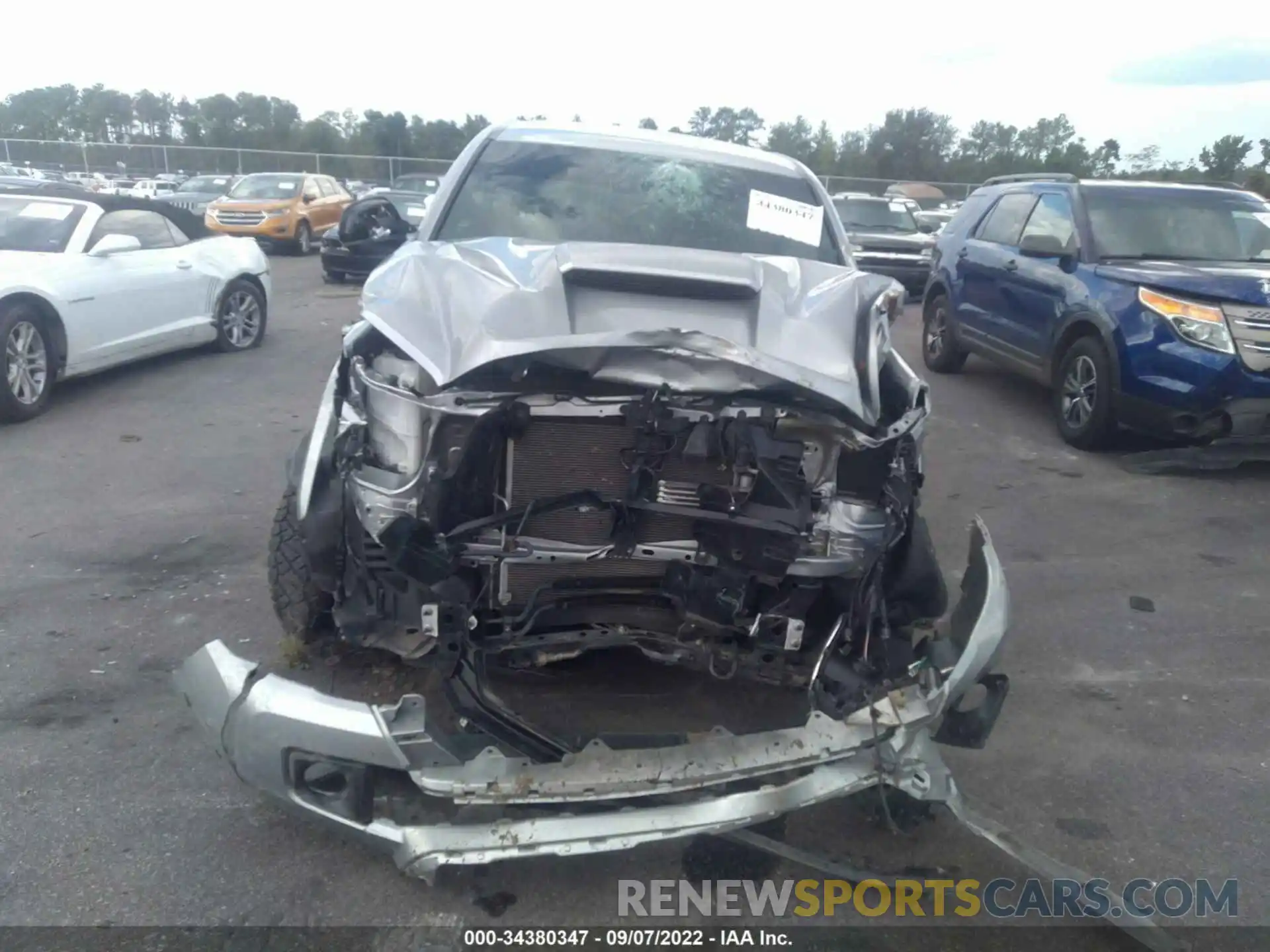 6 Photograph of a damaged car 3TMCZ5AN7KM278470 TOYOTA TACOMA 4WD 2019