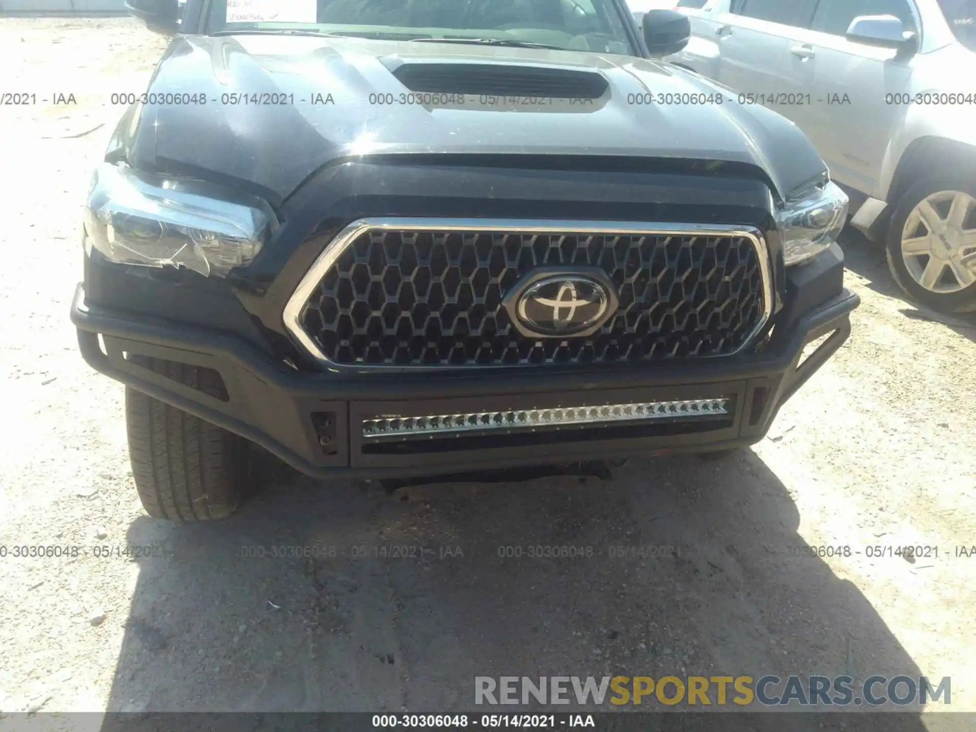 6 Photograph of a damaged car 3TMCZ5AN7KM285855 TOYOTA TACOMA 4WD 2019