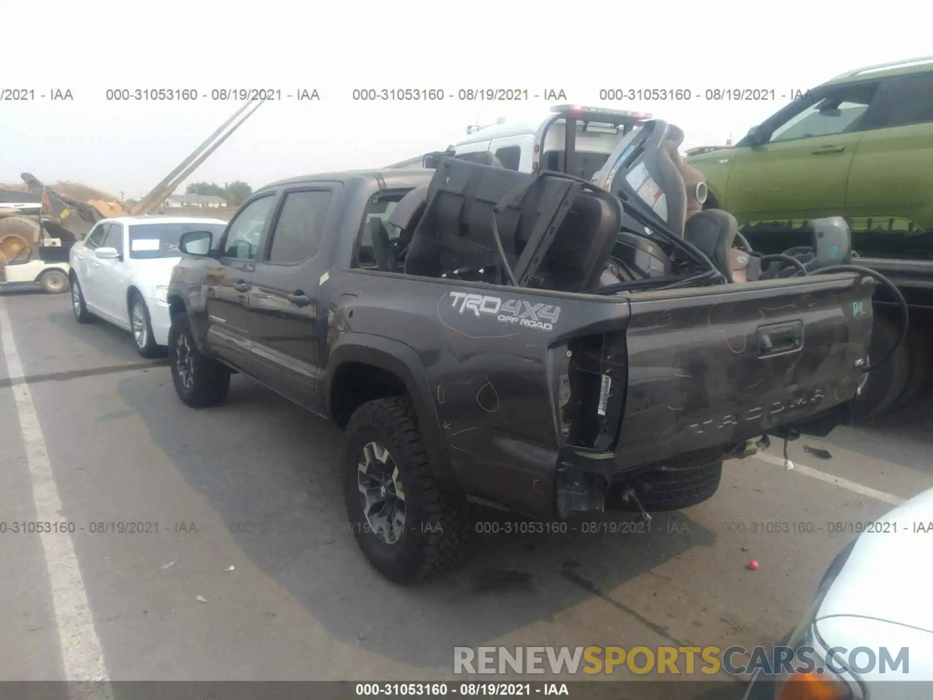 3 Photograph of a damaged car 3TMCZ5AN7KM287511 TOYOTA TACOMA 4WD 2019