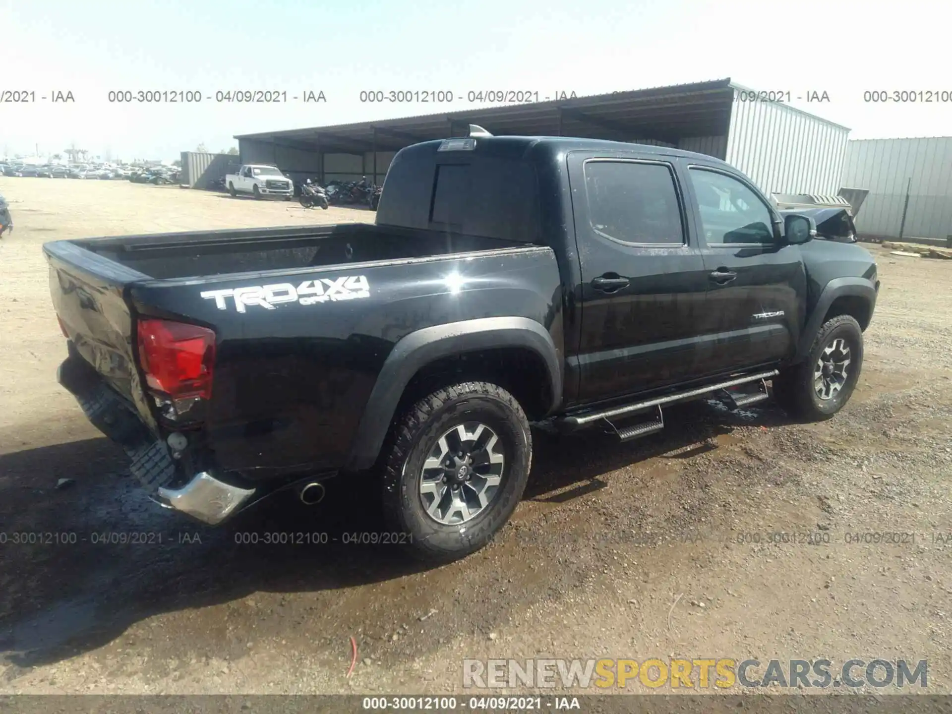 4 Photograph of a damaged car 3TMCZ5AN8KM192889 TOYOTA TACOMA 4WD 2019