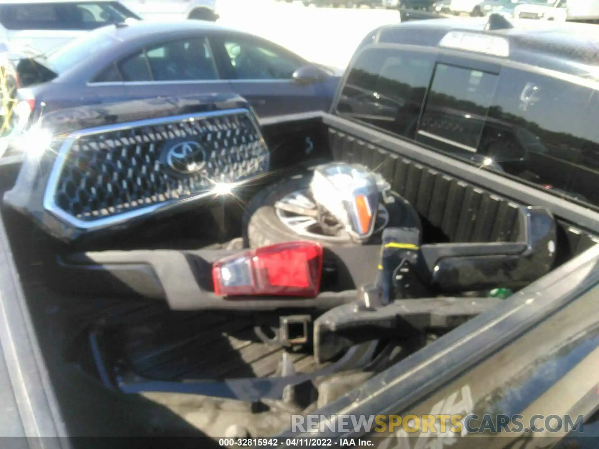 12 Photograph of a damaged car 3TMCZ5AN8KM197316 TOYOTA TACOMA 4WD 2019