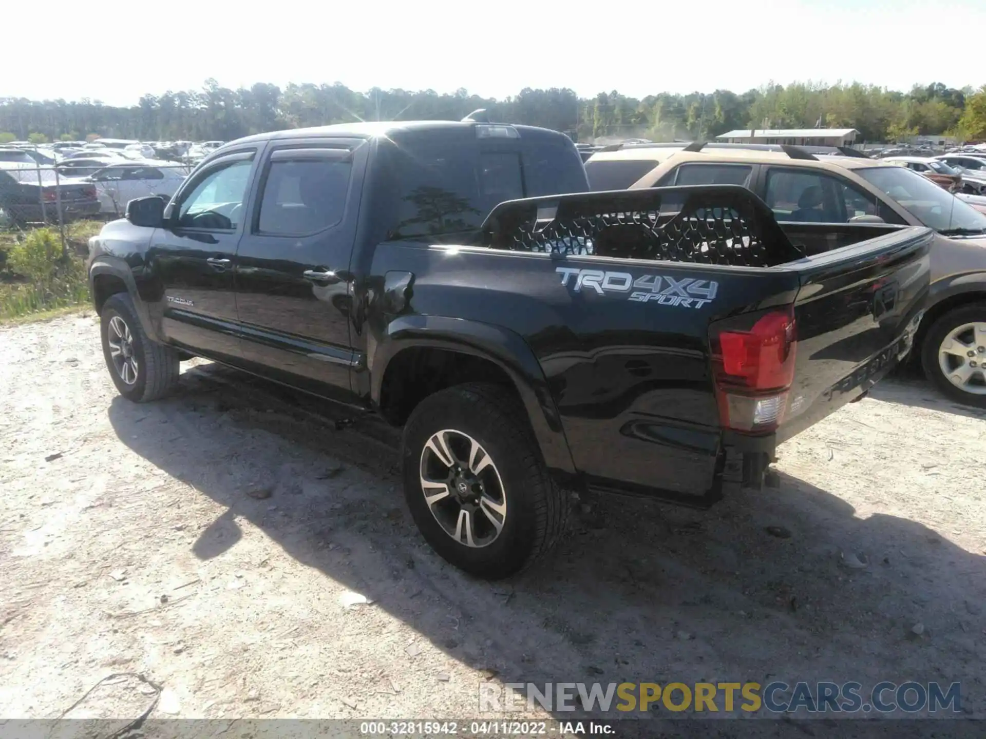 3 Photograph of a damaged car 3TMCZ5AN8KM197316 TOYOTA TACOMA 4WD 2019