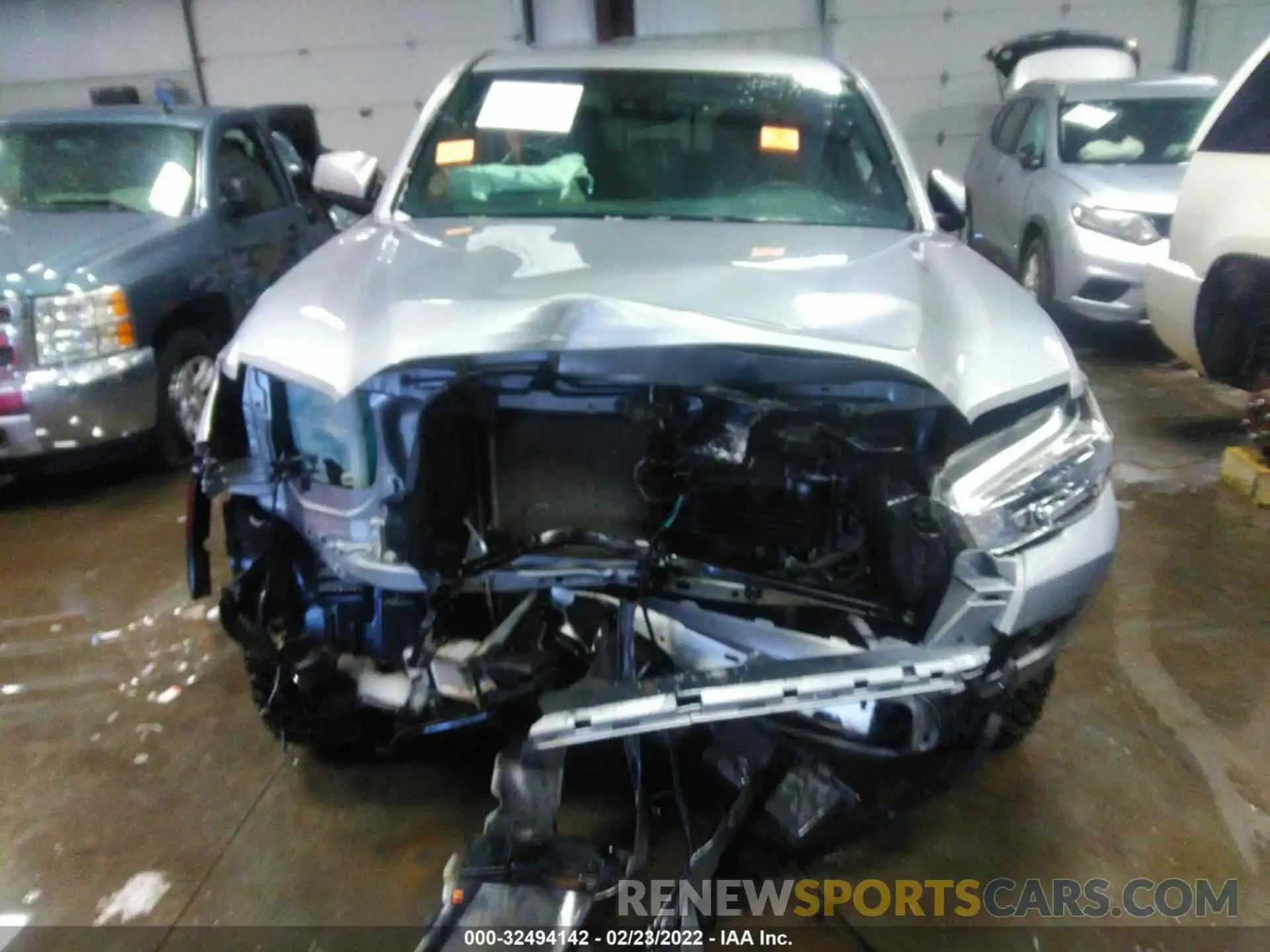 6 Photograph of a damaged car 3TMCZ5AN8KM201378 TOYOTA TACOMA 4WD 2019