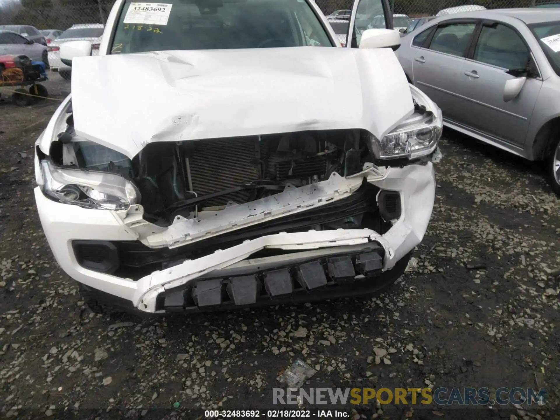 6 Photograph of a damaged car 3TMCZ5AN8KM208105 TOYOTA TACOMA 4WD 2019