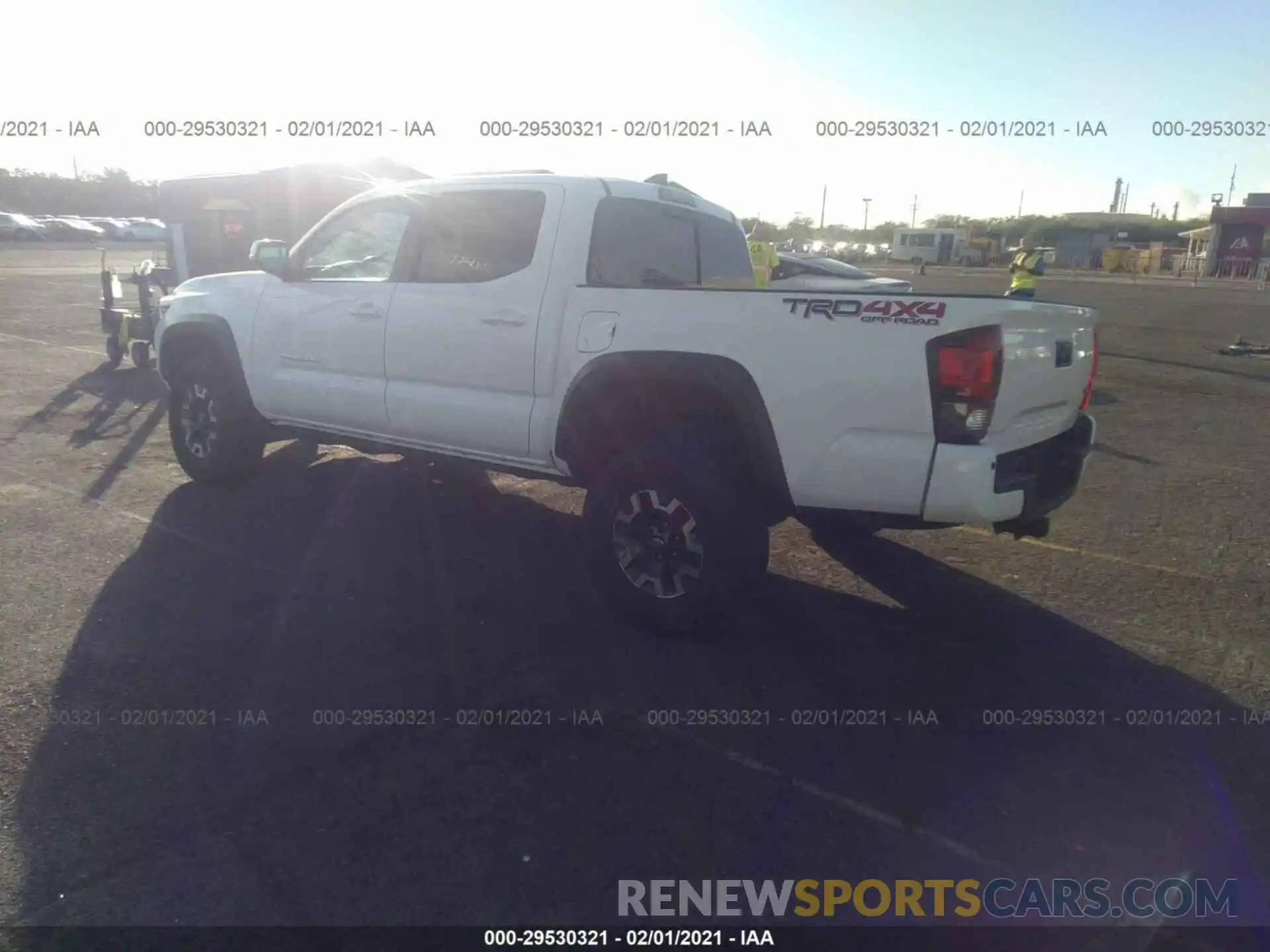 3 Photograph of a damaged car 3TMCZ5AN8KM214356 TOYOTA TACOMA 4WD 2019