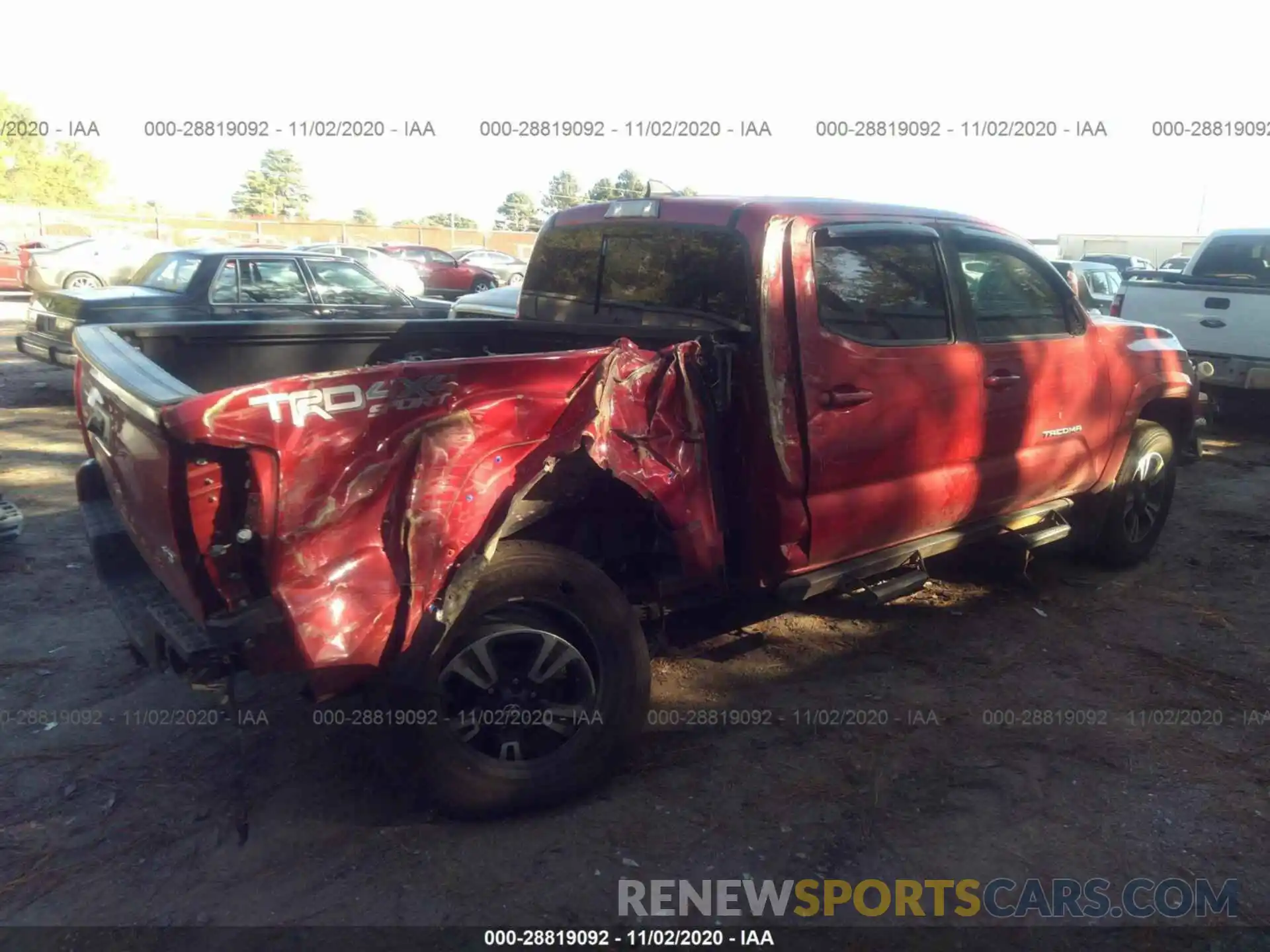 4 Photograph of a damaged car 3TMCZ5AN8KM217032 TOYOTA TACOMA 4WD 2019