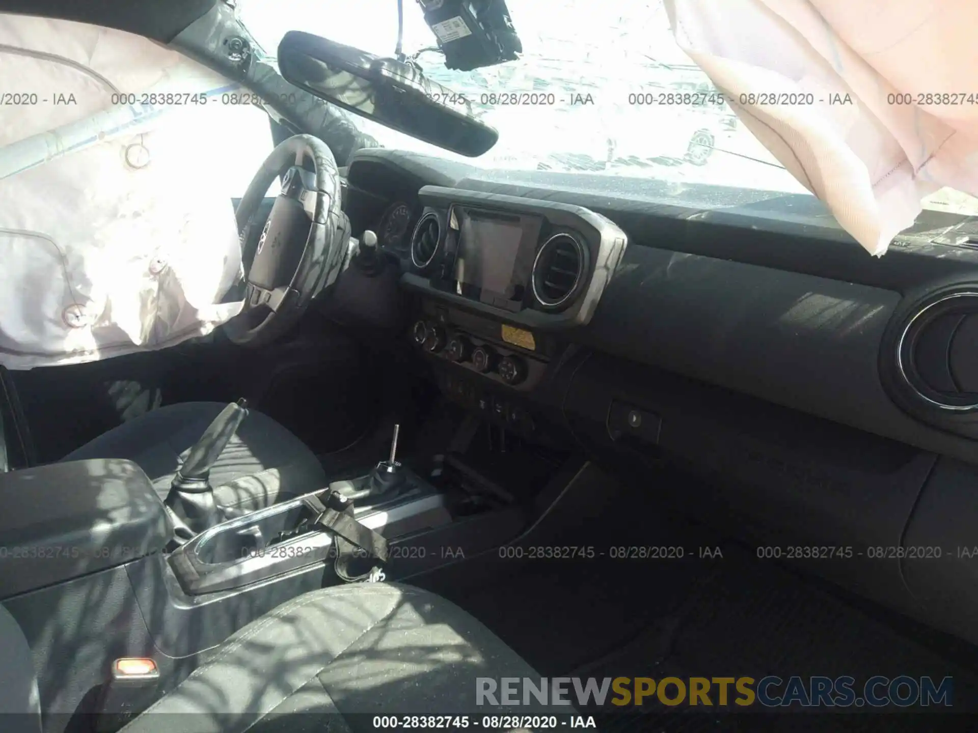 5 Фотография поврежденного автомобиля 3TMCZ5AN8KM218441 TOYOTA TACOMA 4WD 2019