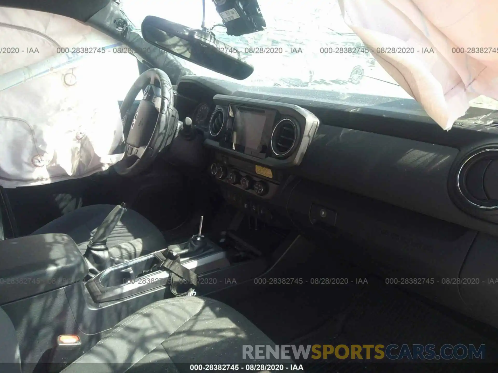 5 Photograph of a damaged car 3TMCZ5AN8KM218441 TOYOTA TACOMA 4WD 2019