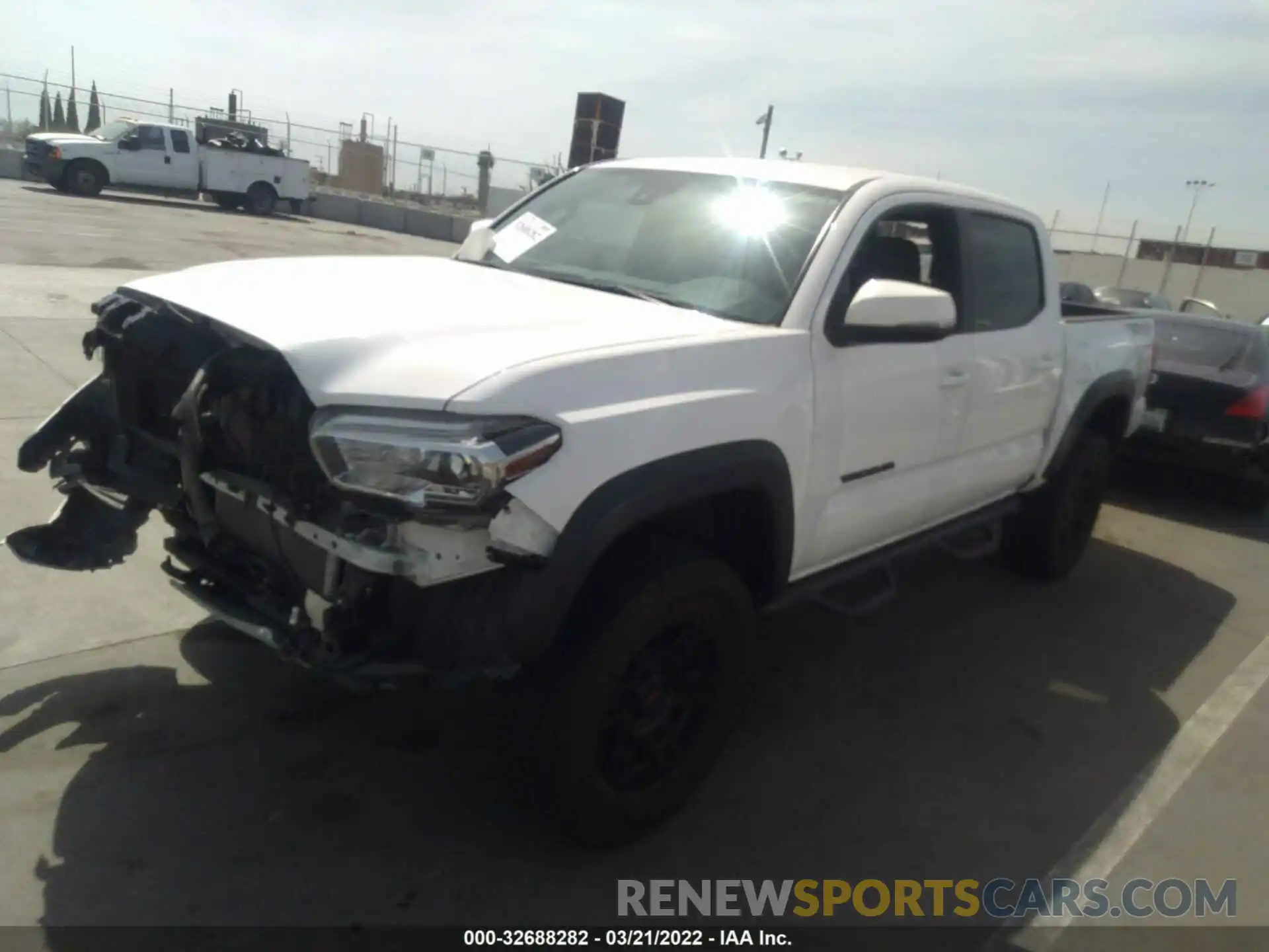 2 Photograph of a damaged car 3TMCZ5AN8KM218939 TOYOTA TACOMA 4WD 2019