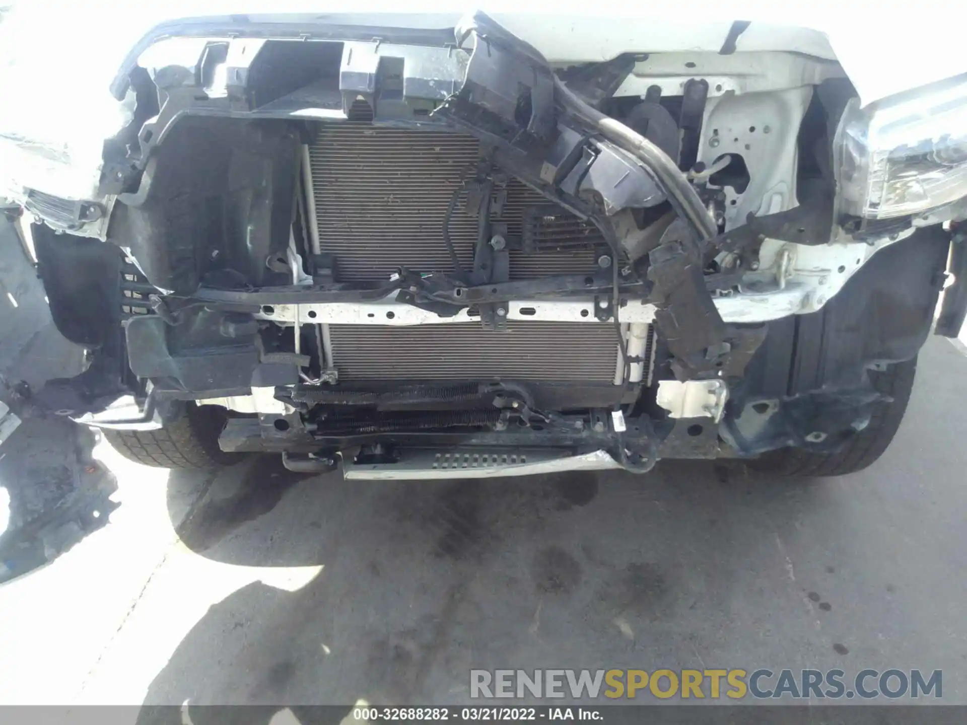 6 Photograph of a damaged car 3TMCZ5AN8KM218939 TOYOTA TACOMA 4WD 2019