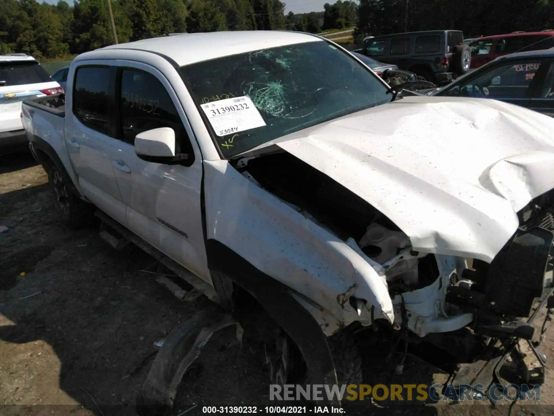 1 Photograph of a damaged car 3TMCZ5AN8KM219833 TOYOTA TACOMA 4WD 2019