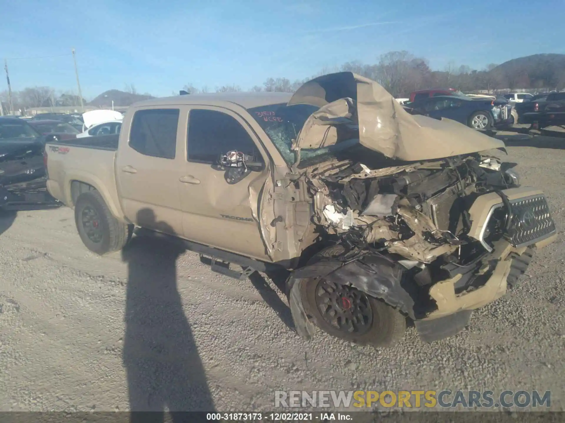 1 Photograph of a damaged car 3TMCZ5AN8KM226488 TOYOTA TACOMA 4WD 2019