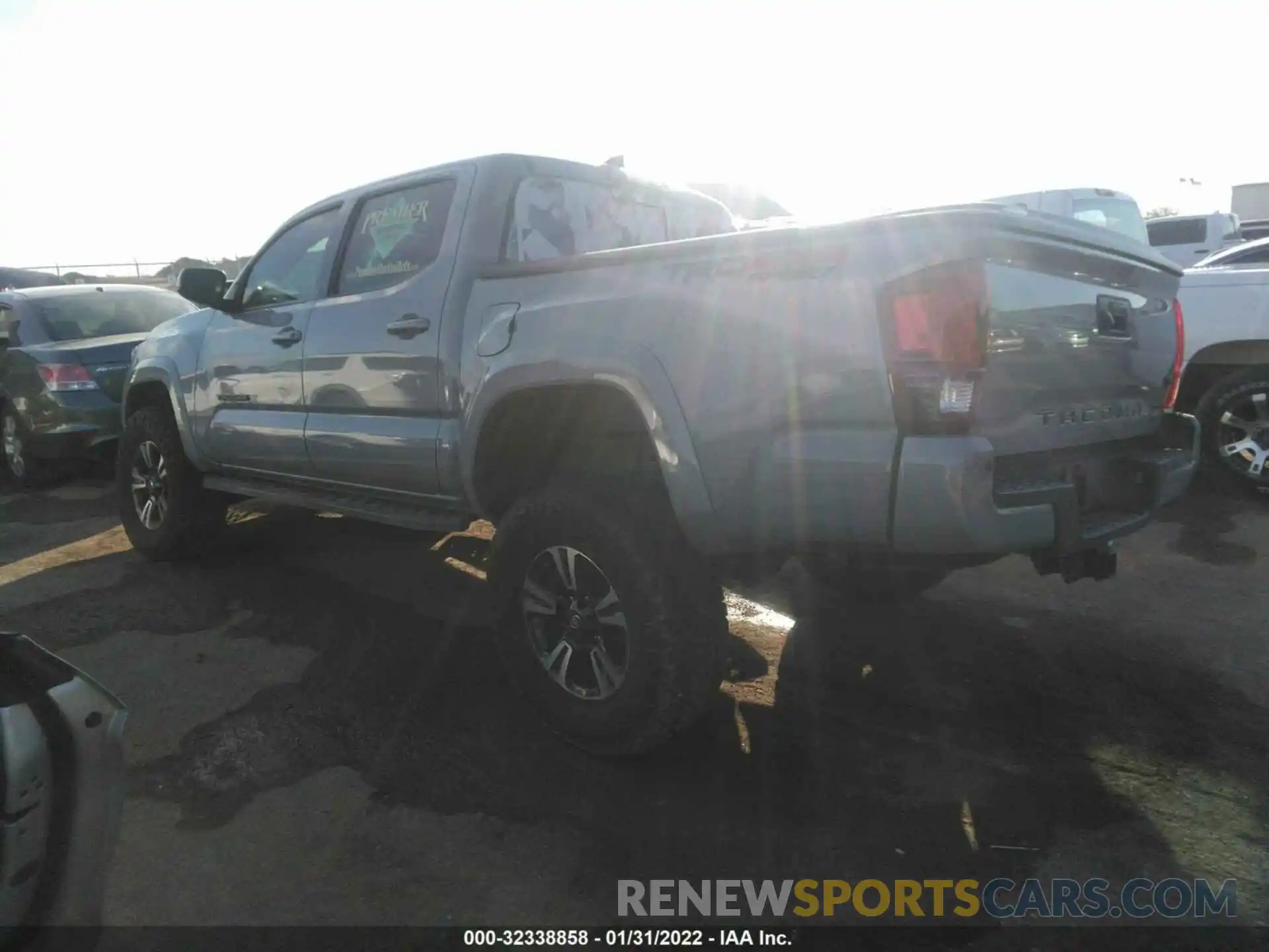 3 Photograph of a damaged car 3TMCZ5AN8KM231836 TOYOTA TACOMA 4WD 2019