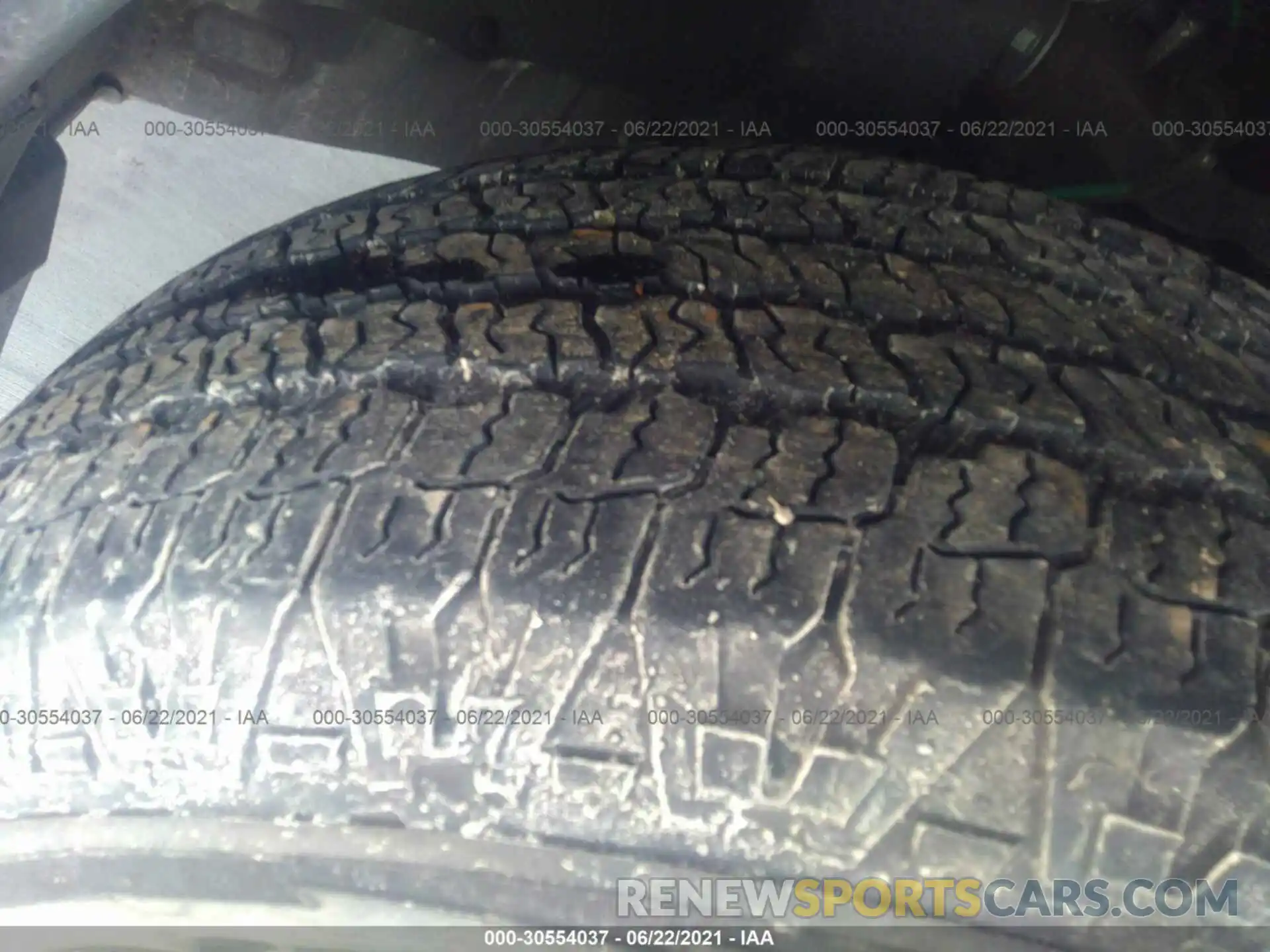 14 Photograph of a damaged car 3TMCZ5AN8KM239676 TOYOTA TACOMA 4WD 2019