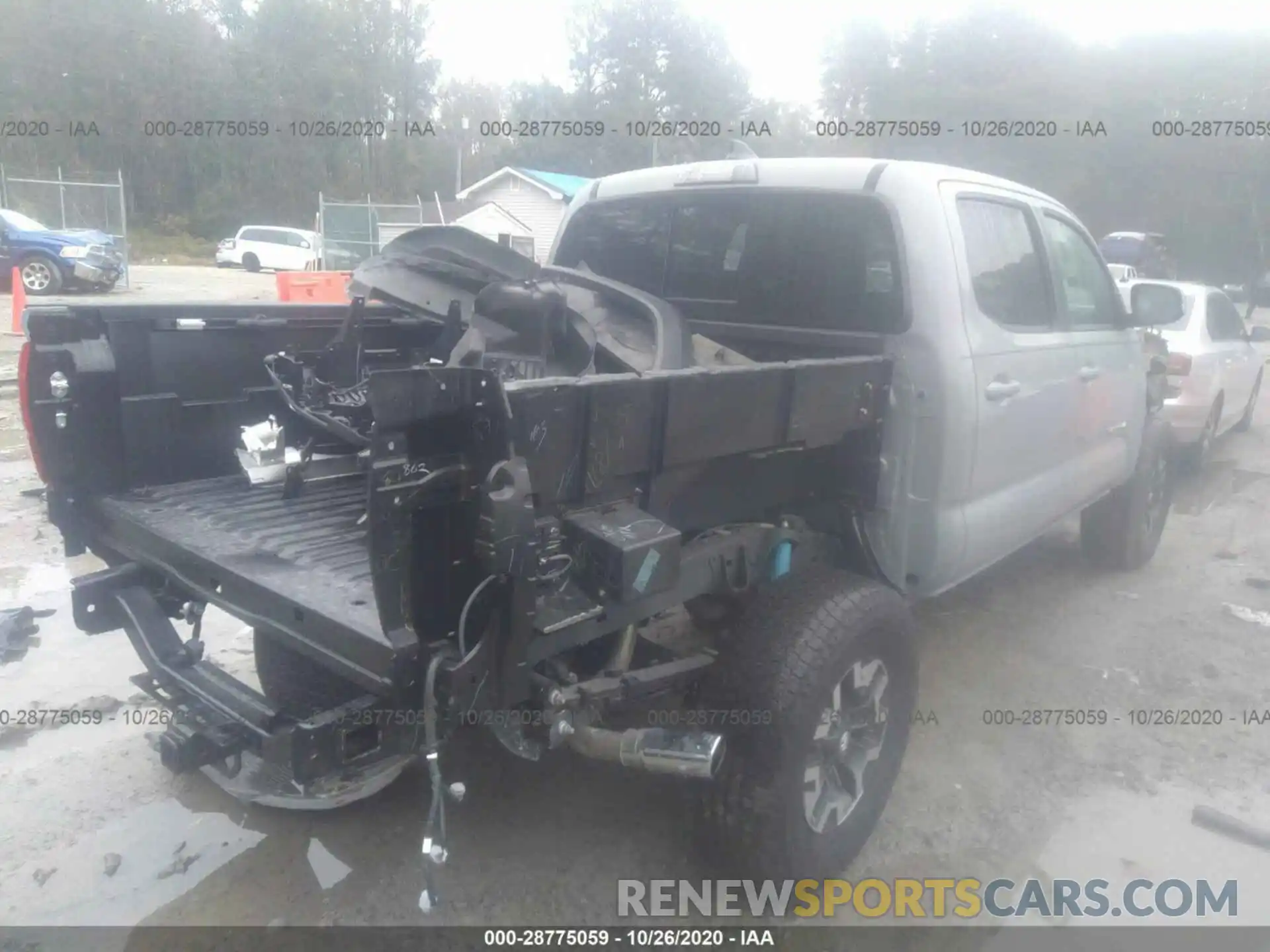 4 Photograph of a damaged car 3TMCZ5AN8KM242660 TOYOTA TACOMA 4WD 2019